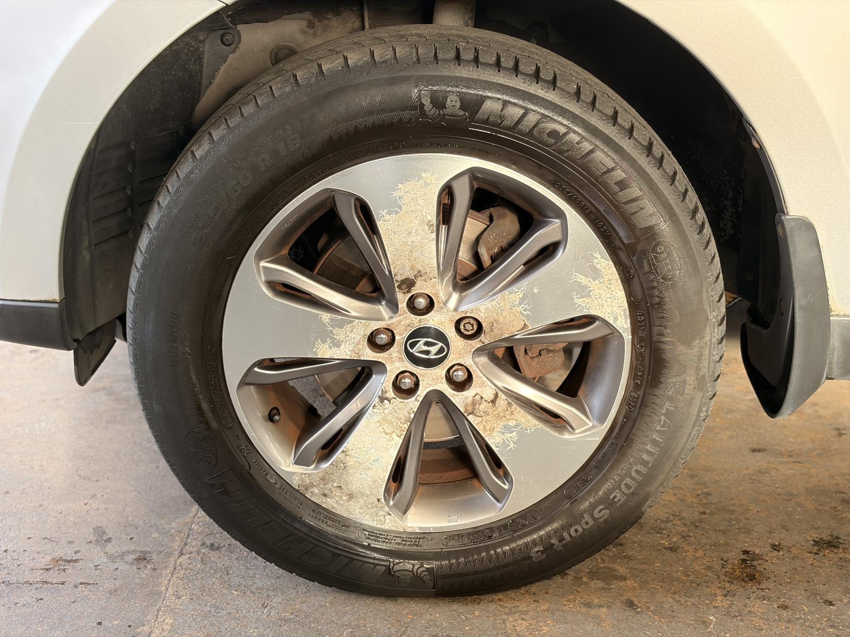Hyundai Santa Fe - Image 15