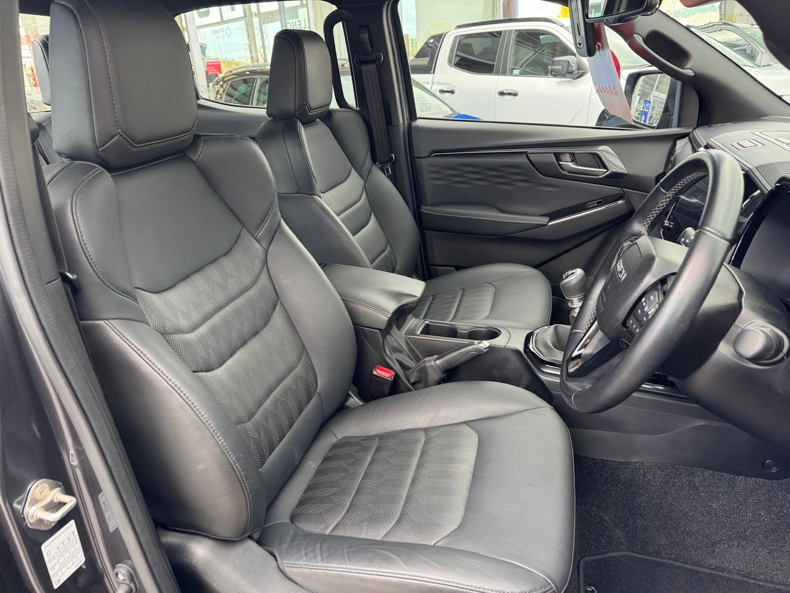 Isuzu D-MAX - Image 19