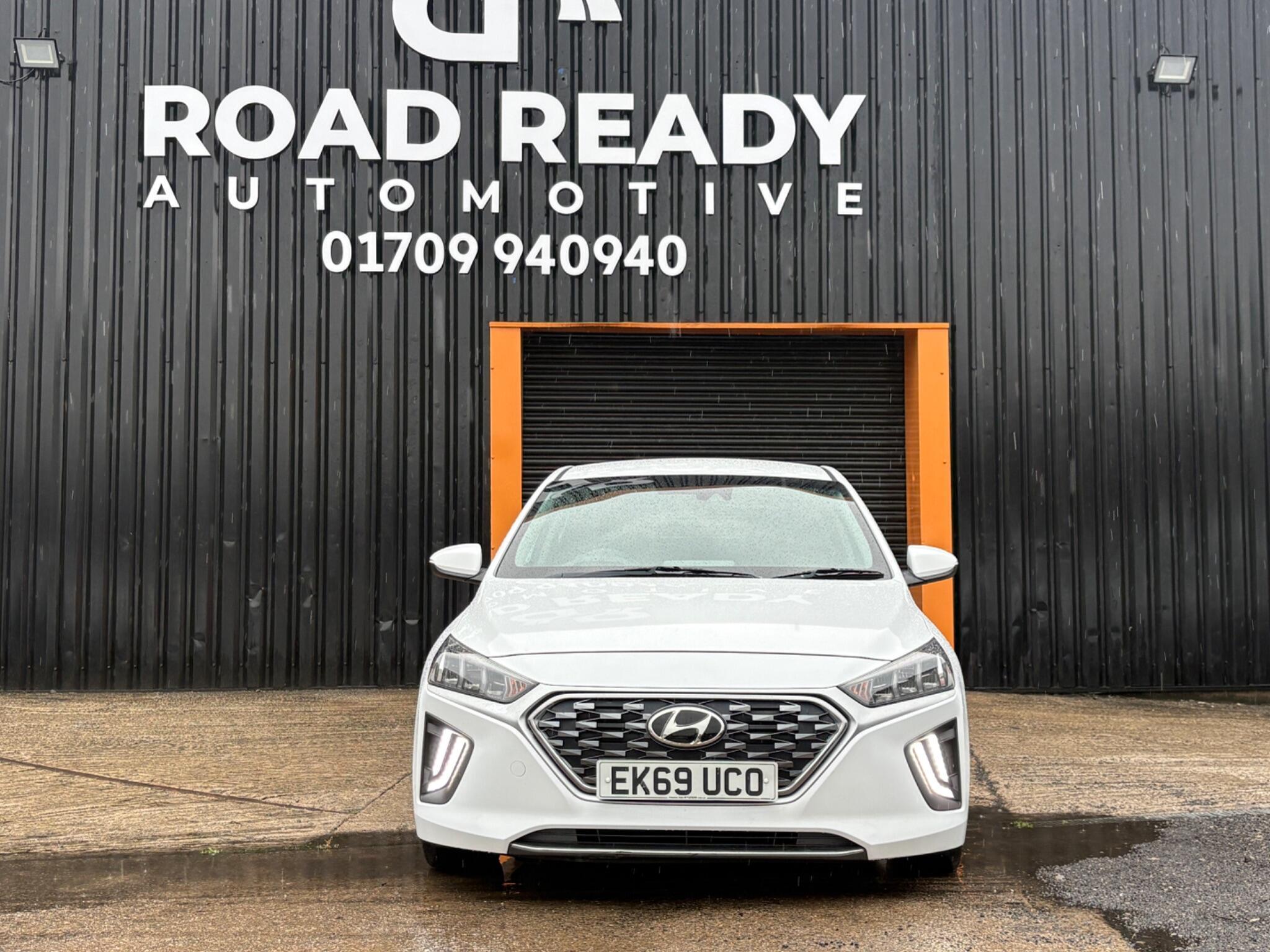 Hyundai Ioniq - Image 2