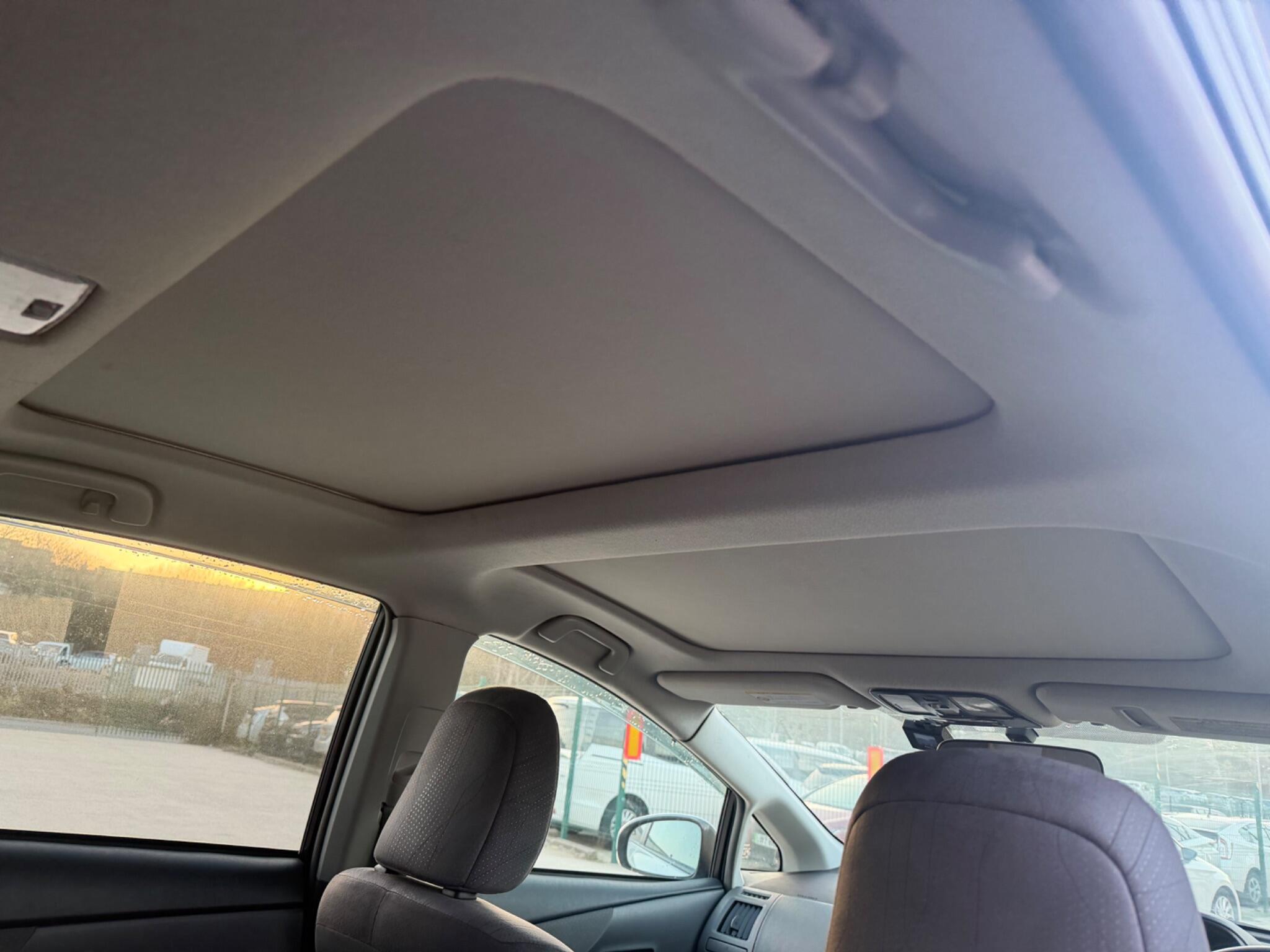 Toyota Prius+ - Image 20