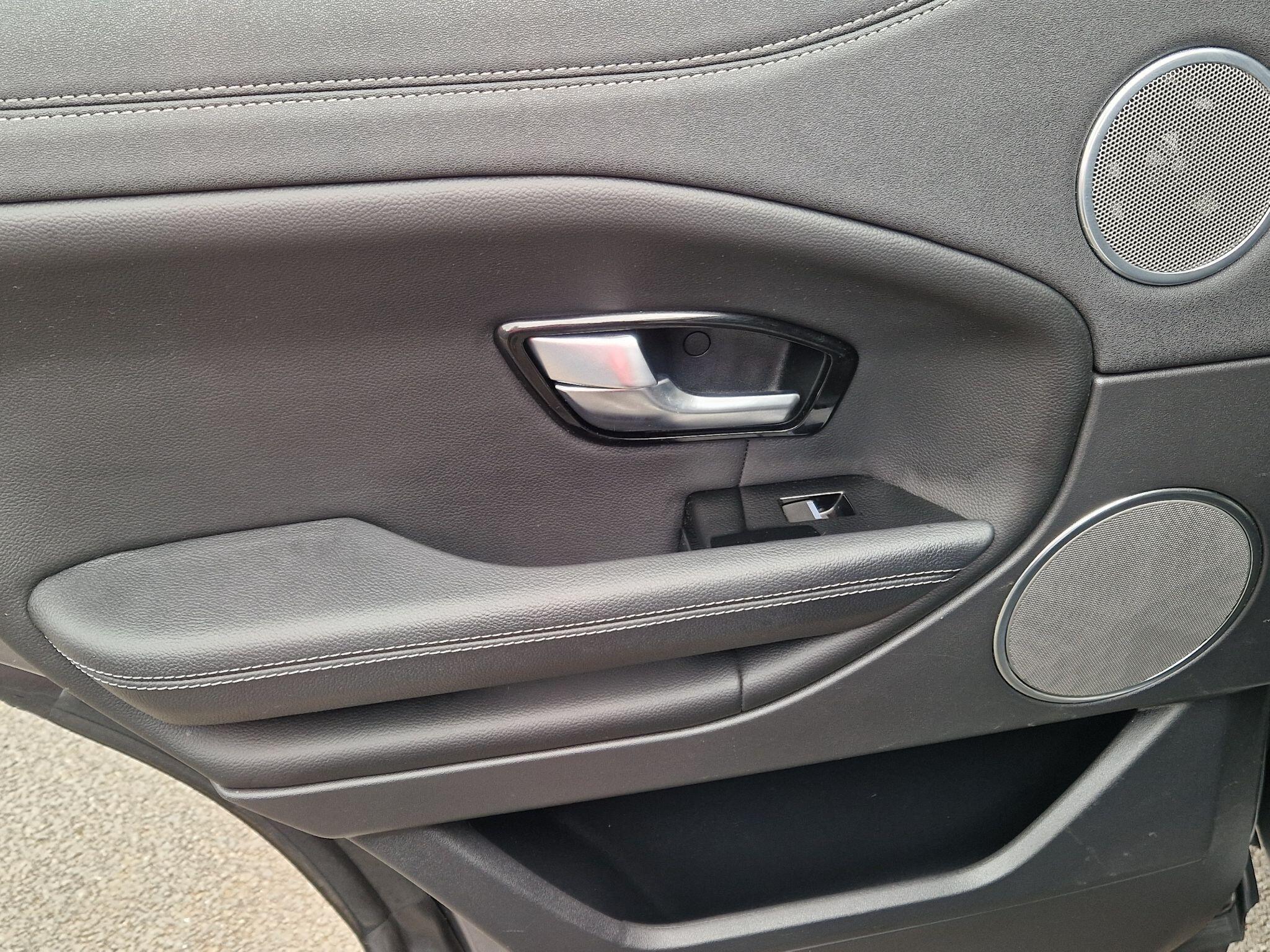 Land Rover Range Rover Evoque - Image 43