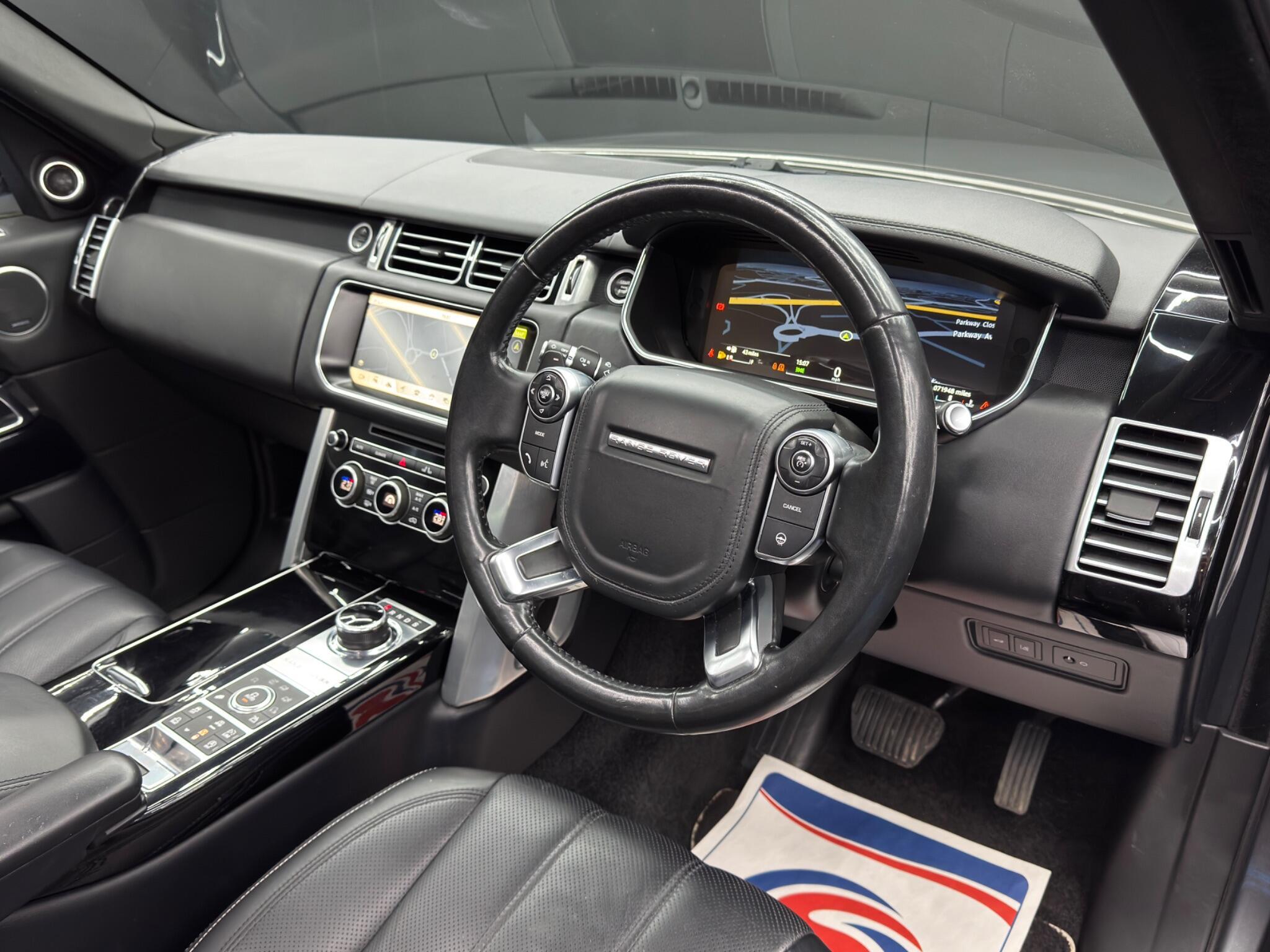 Land Rover Range Rover - Image 9