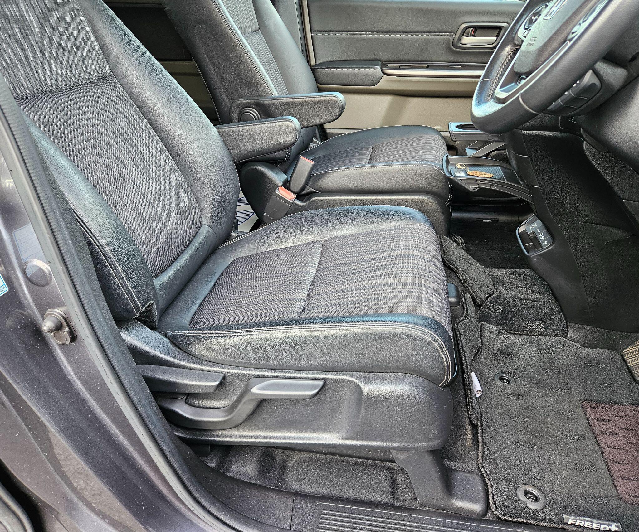 Honda Freed - Image 13