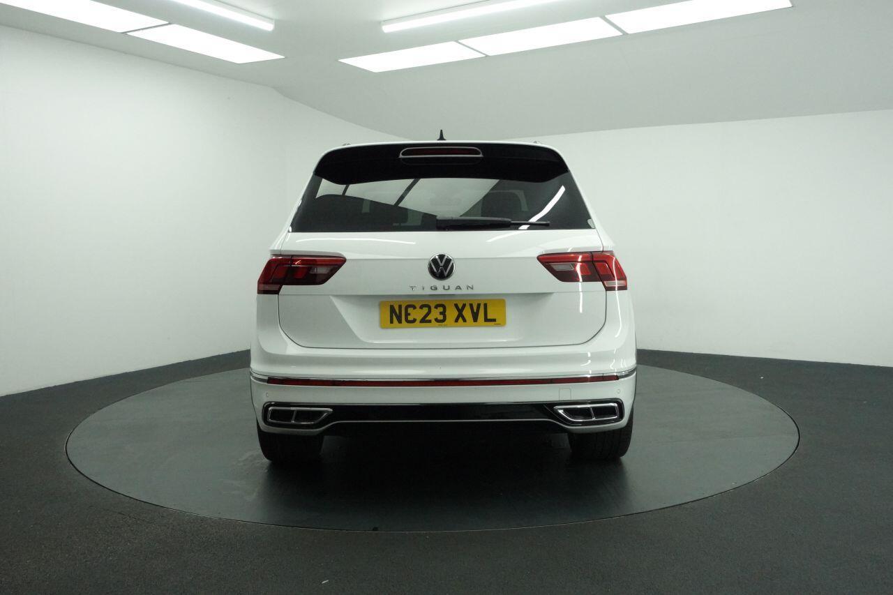 Volkswagen Tiguan - Image 9
