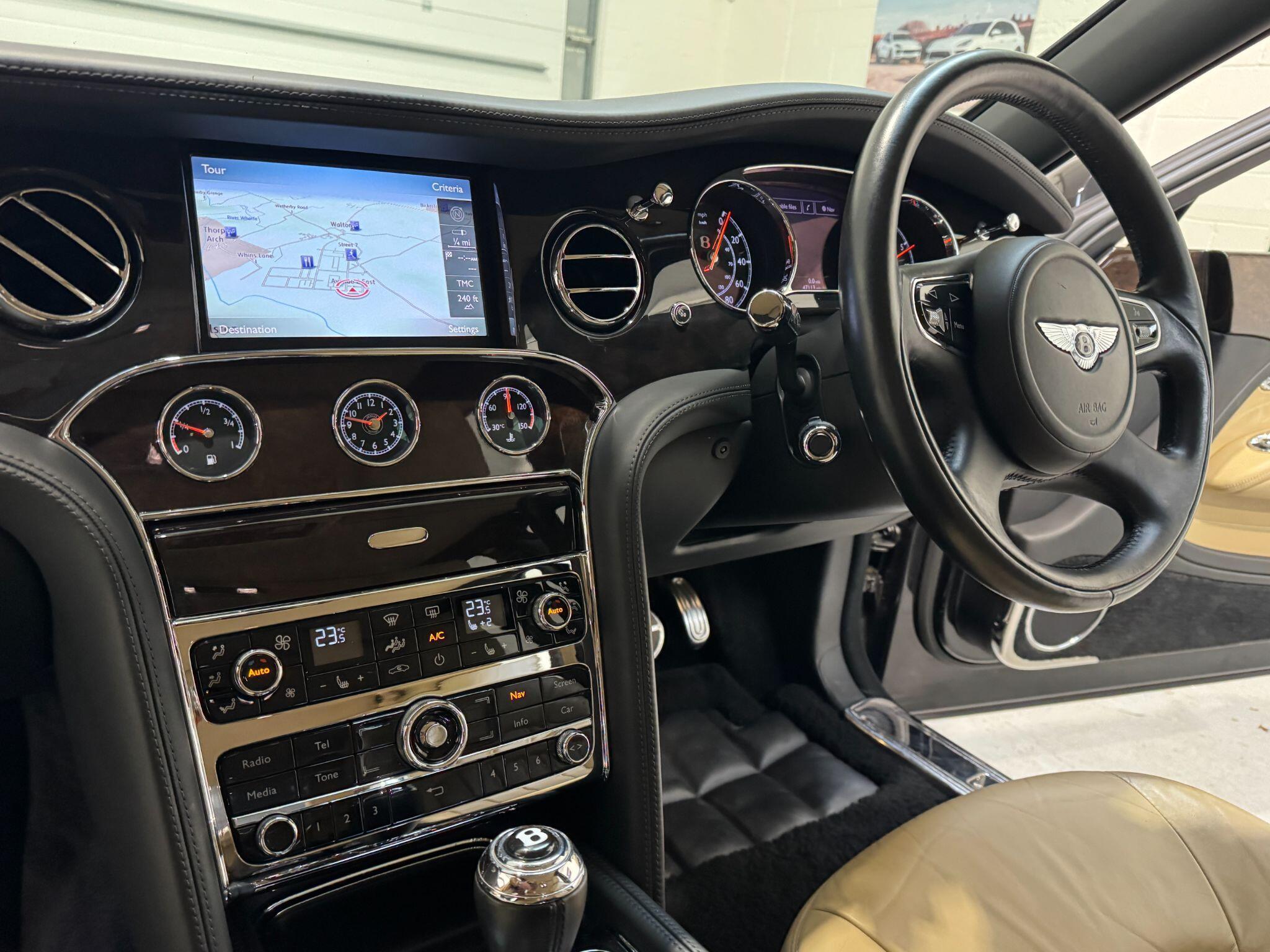 Bentley Mulsanne - Image 82