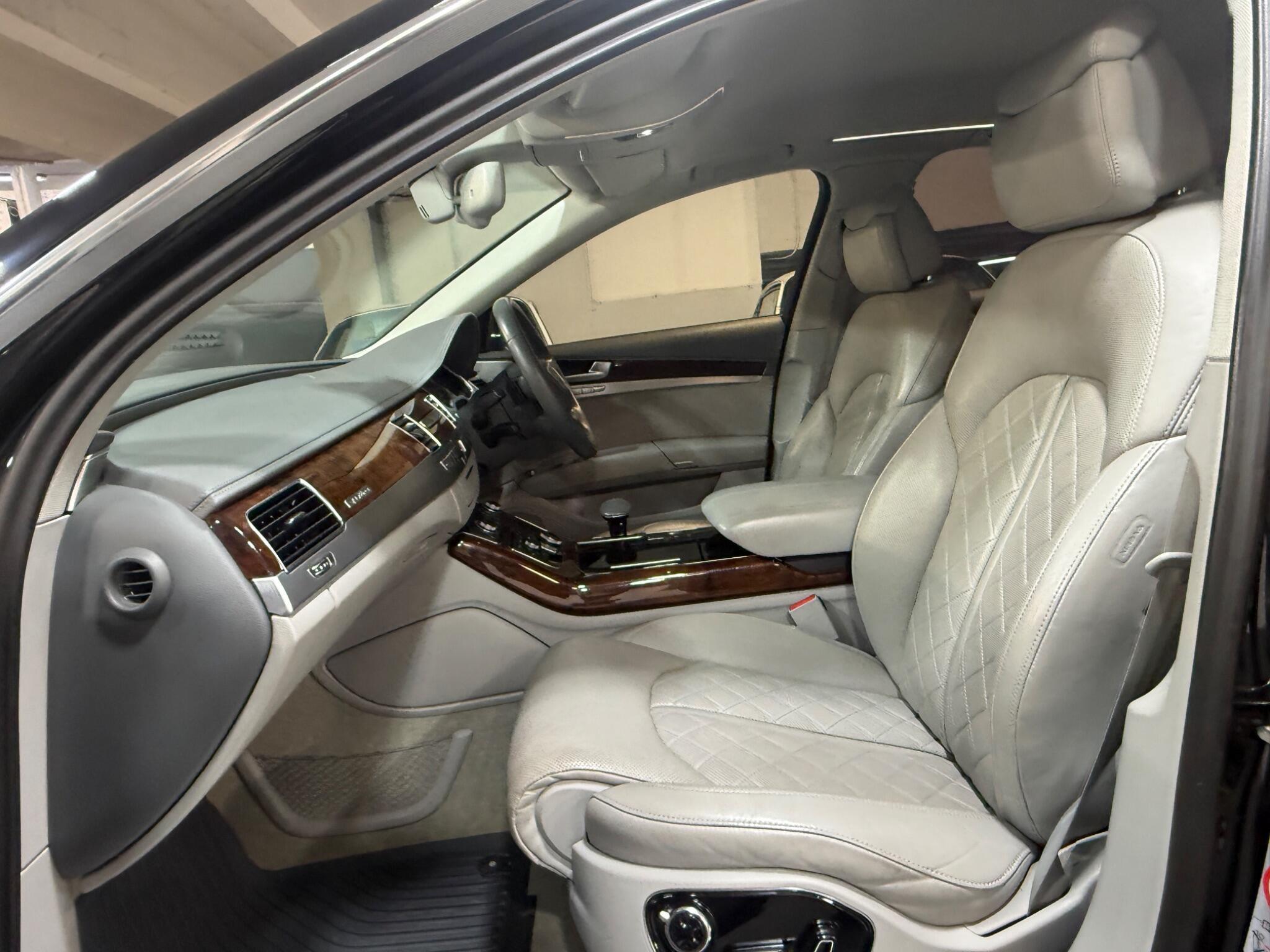 Audi A8 - Image 10
