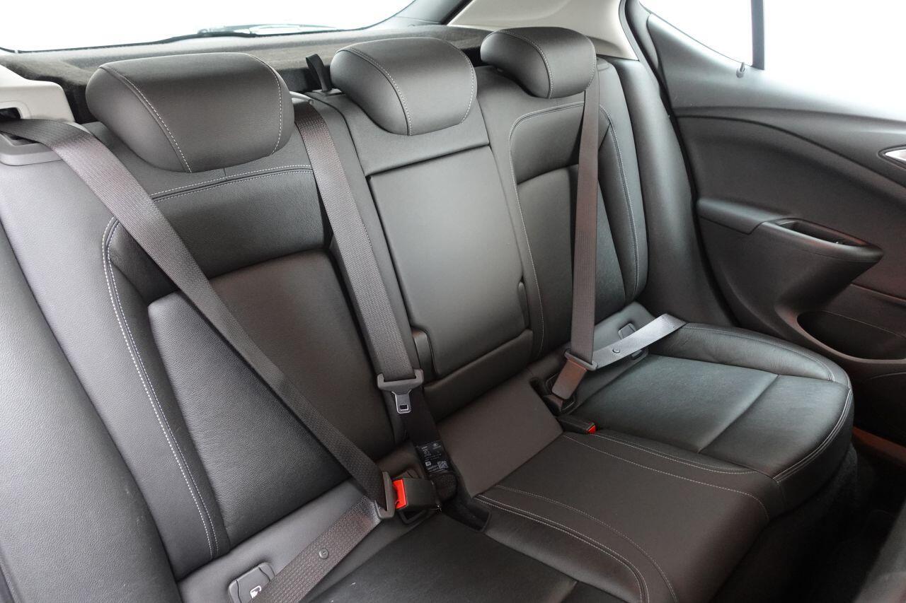 Vauxhall Astra - Image 18