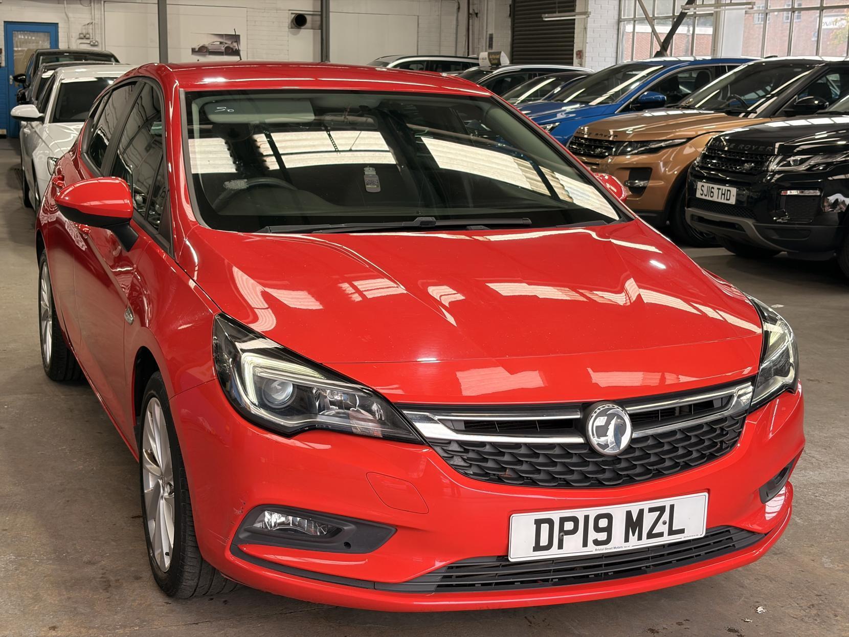 Vauxhall Astra - Image 2