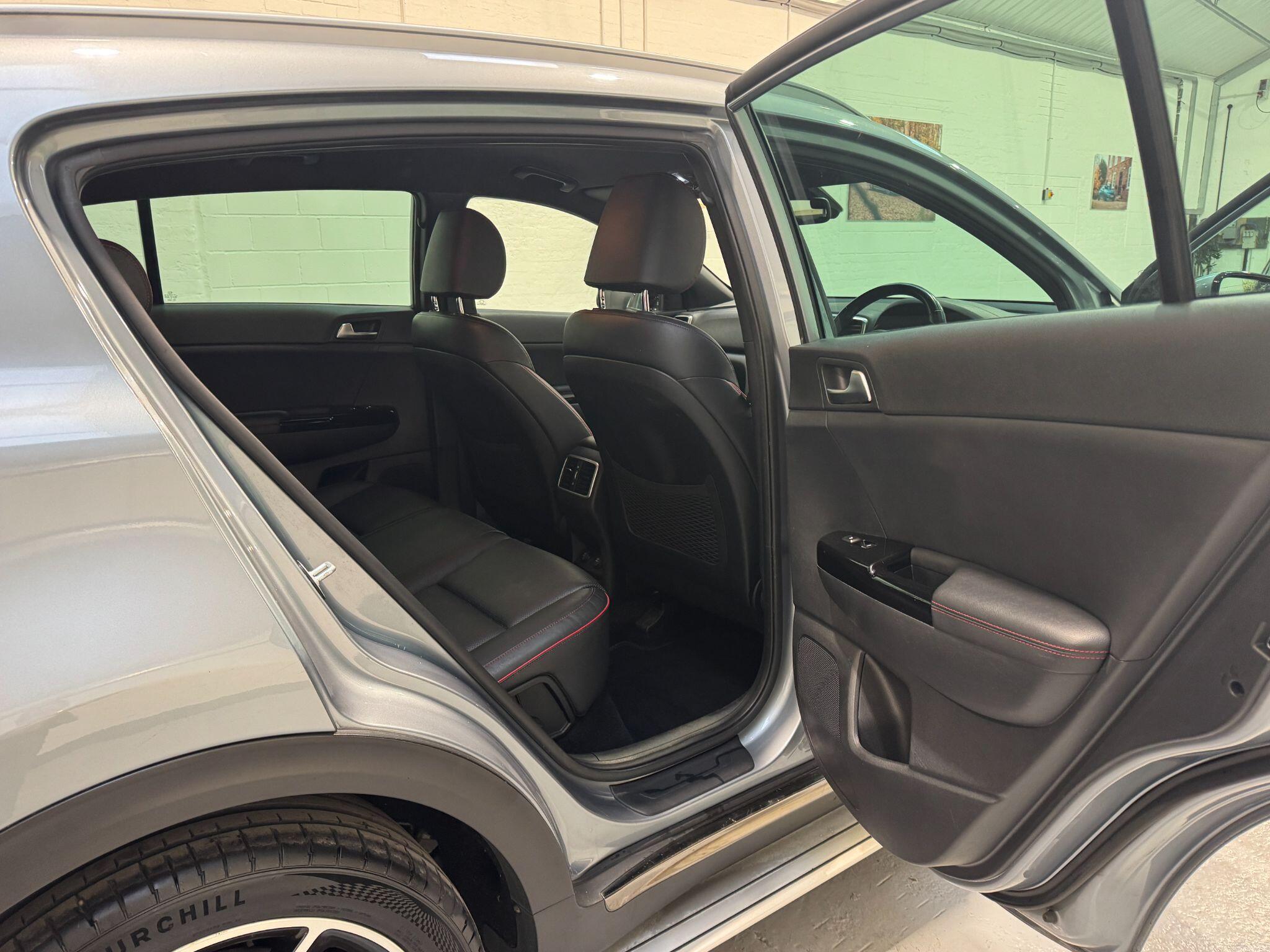 Kia Sportage - Image 71