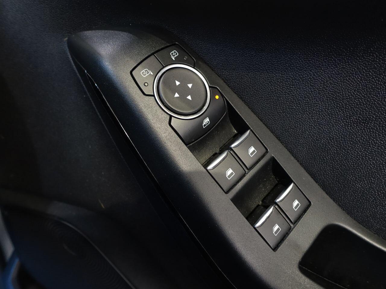 Ford Fiesta - Image 31