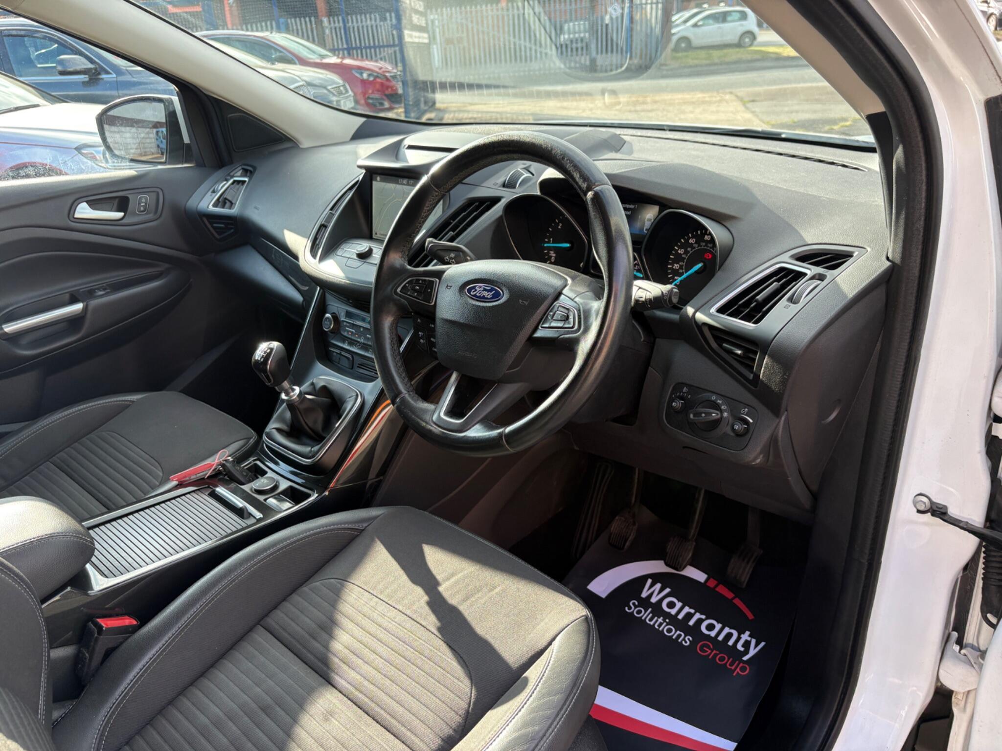 Ford Kuga - Image 12