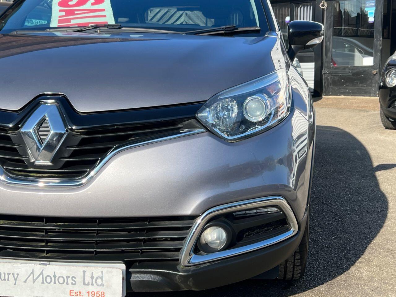 Renault Captur - Image 2