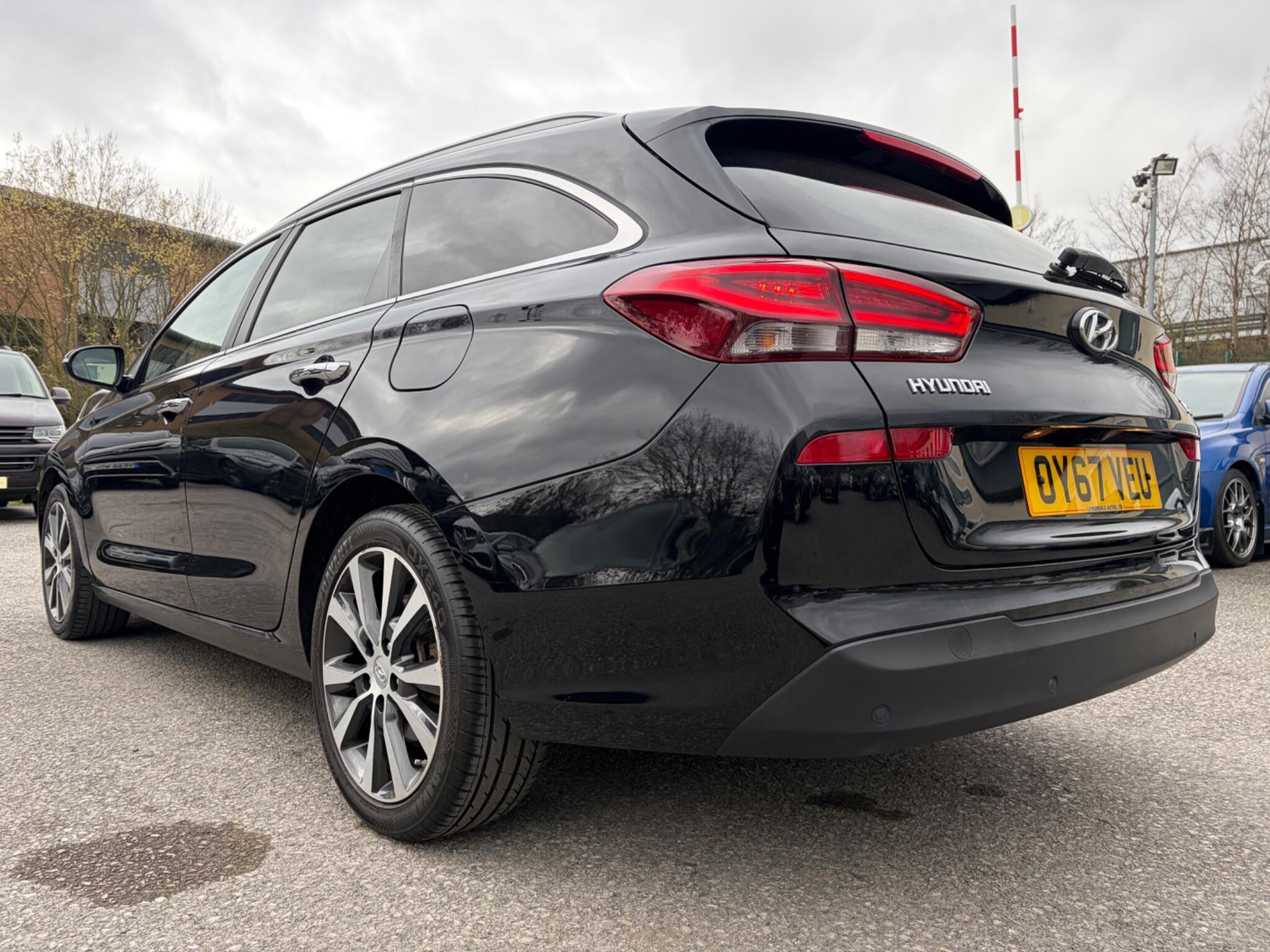 Hyundai i30 - Image 8