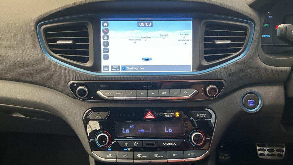 Hyundai Ioniq - Image 2
