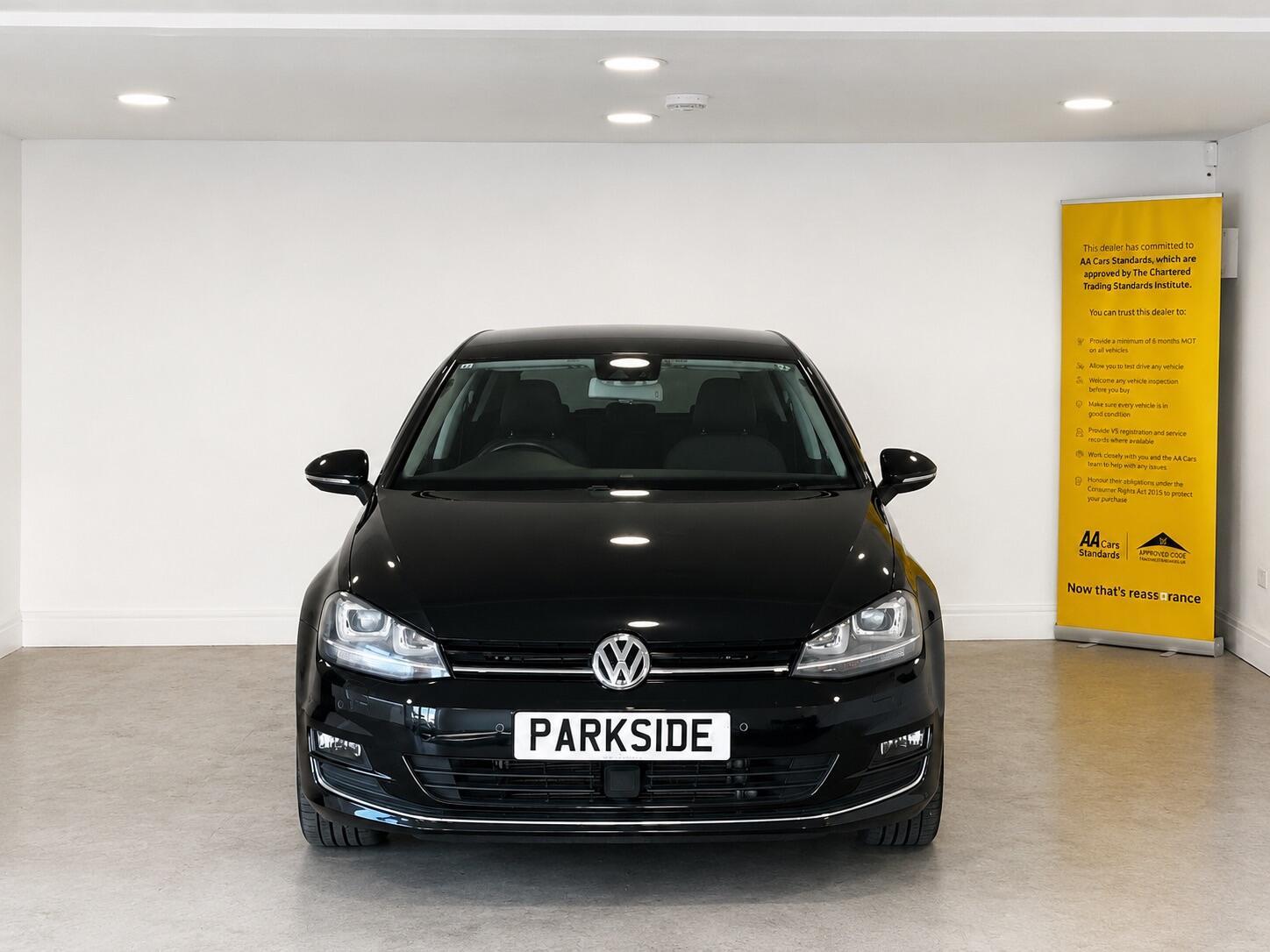 Volkswagen Golf - Image 5