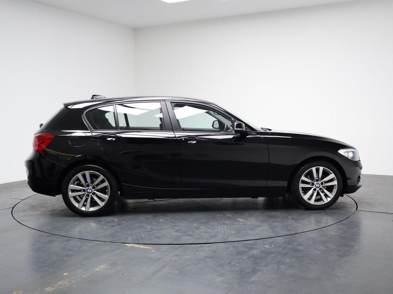 BMW 1 Series - Image 14