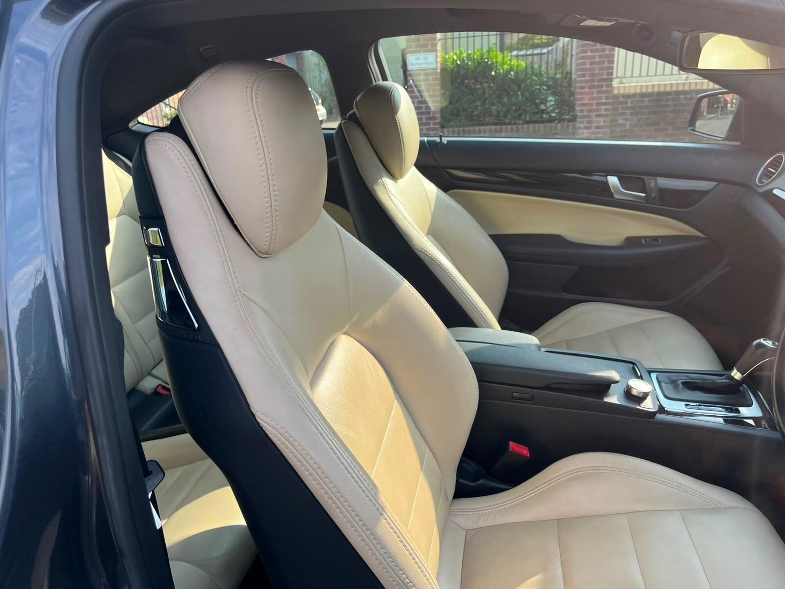 Mercedes C Class - Image 12