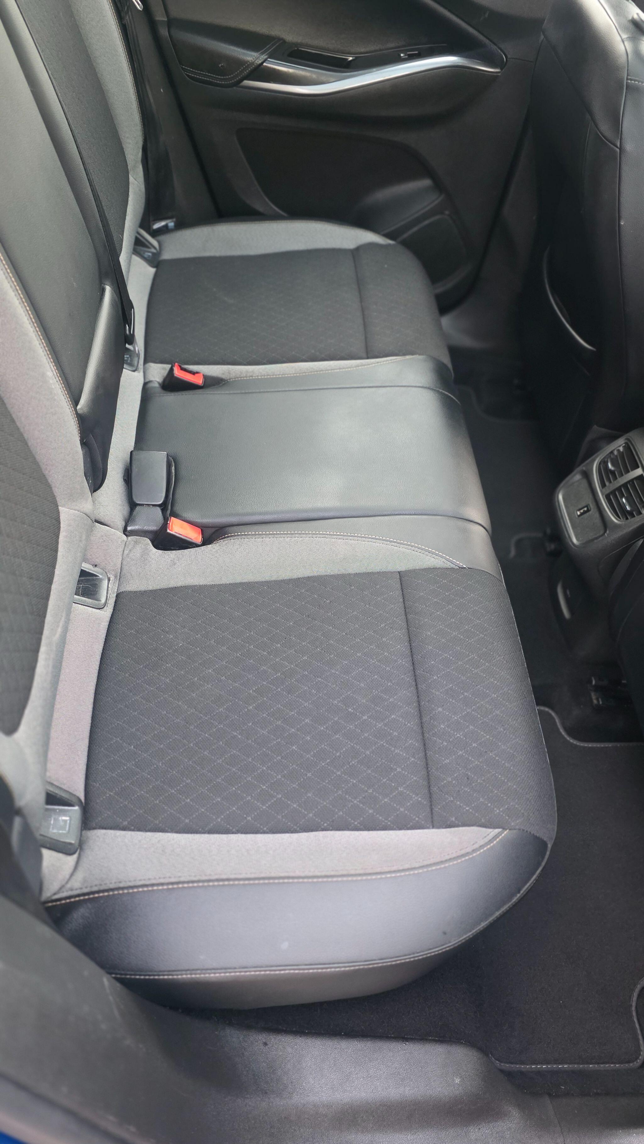 Vauxhall Grandland X - Image 40