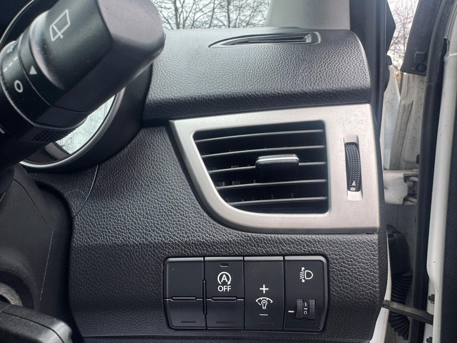 Hyundai i30 - Image 28