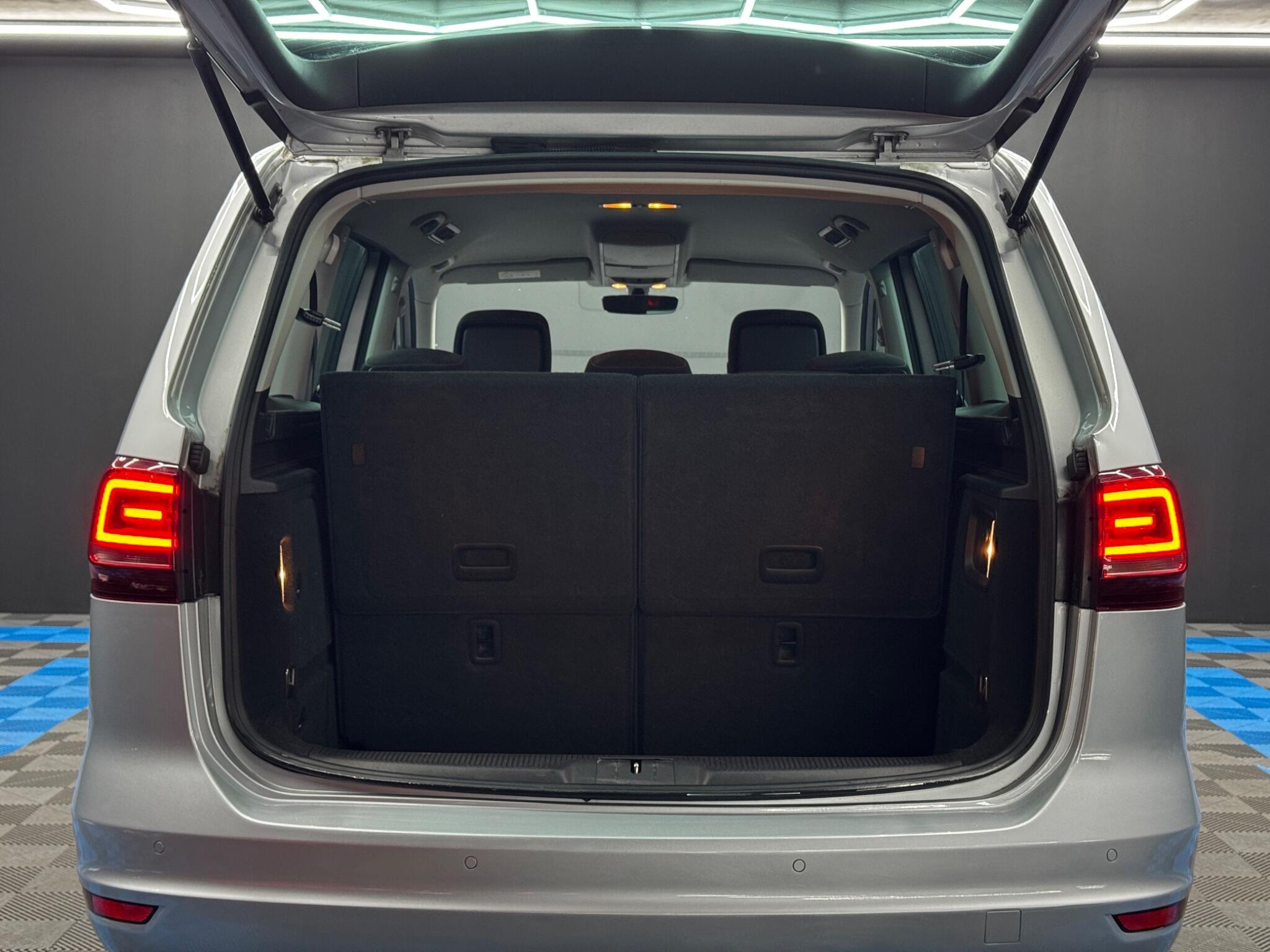 Volkswagen Sharan - Image 36