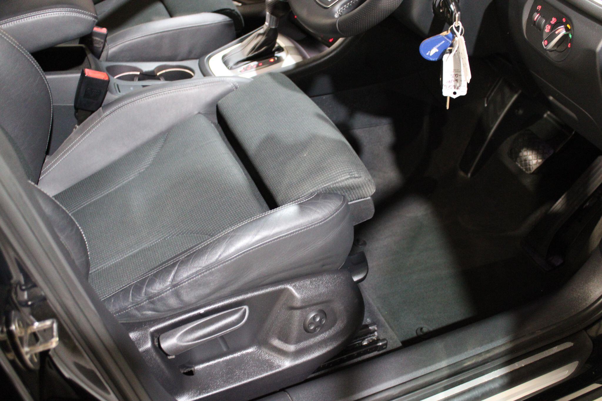 Audi Q3 - Image 15