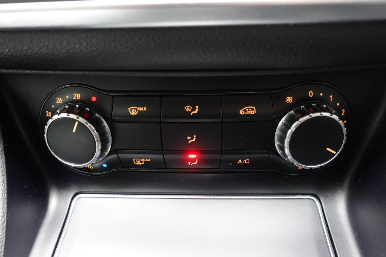 Mercedes-benz GLA - Image 38