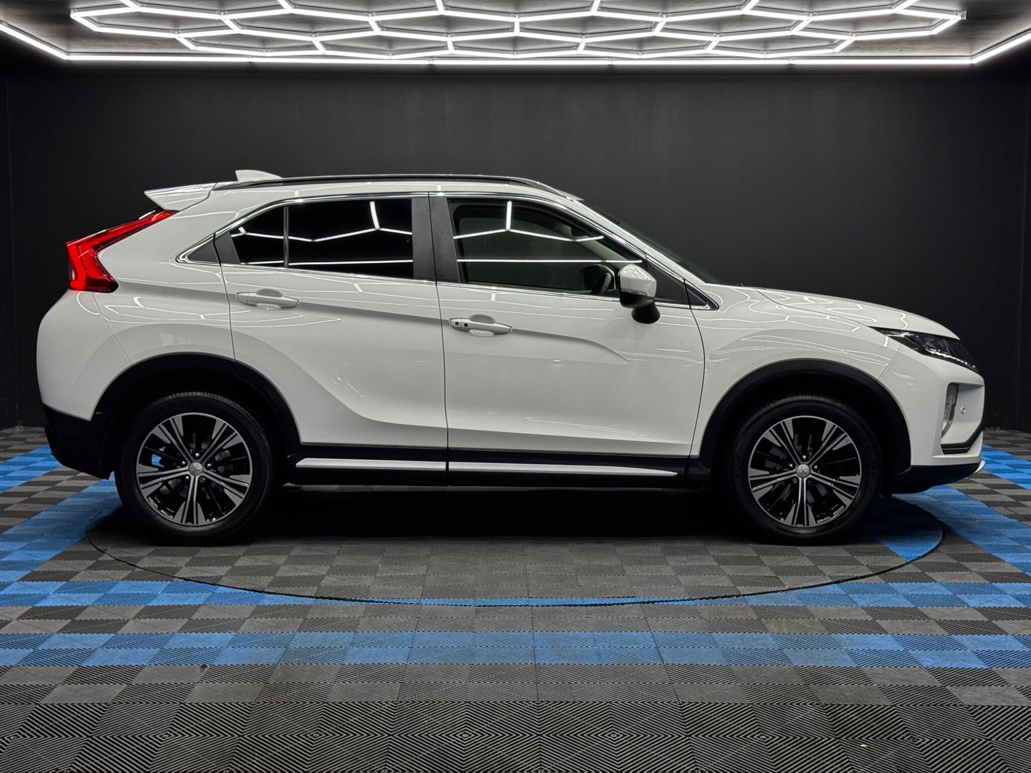 Mitsubishi Eclipse Cross - Image 4