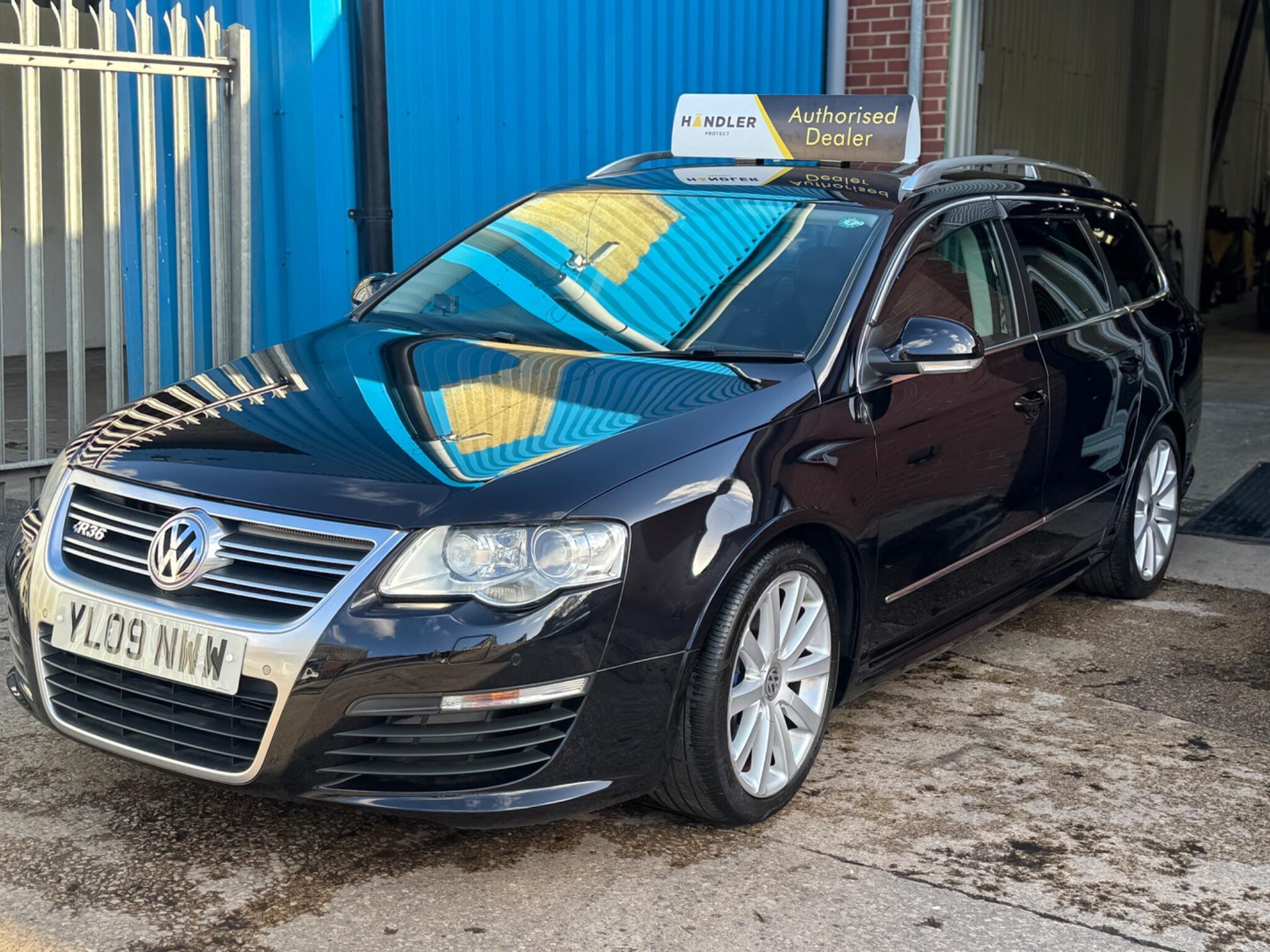Volkswagen Passat - Image 12