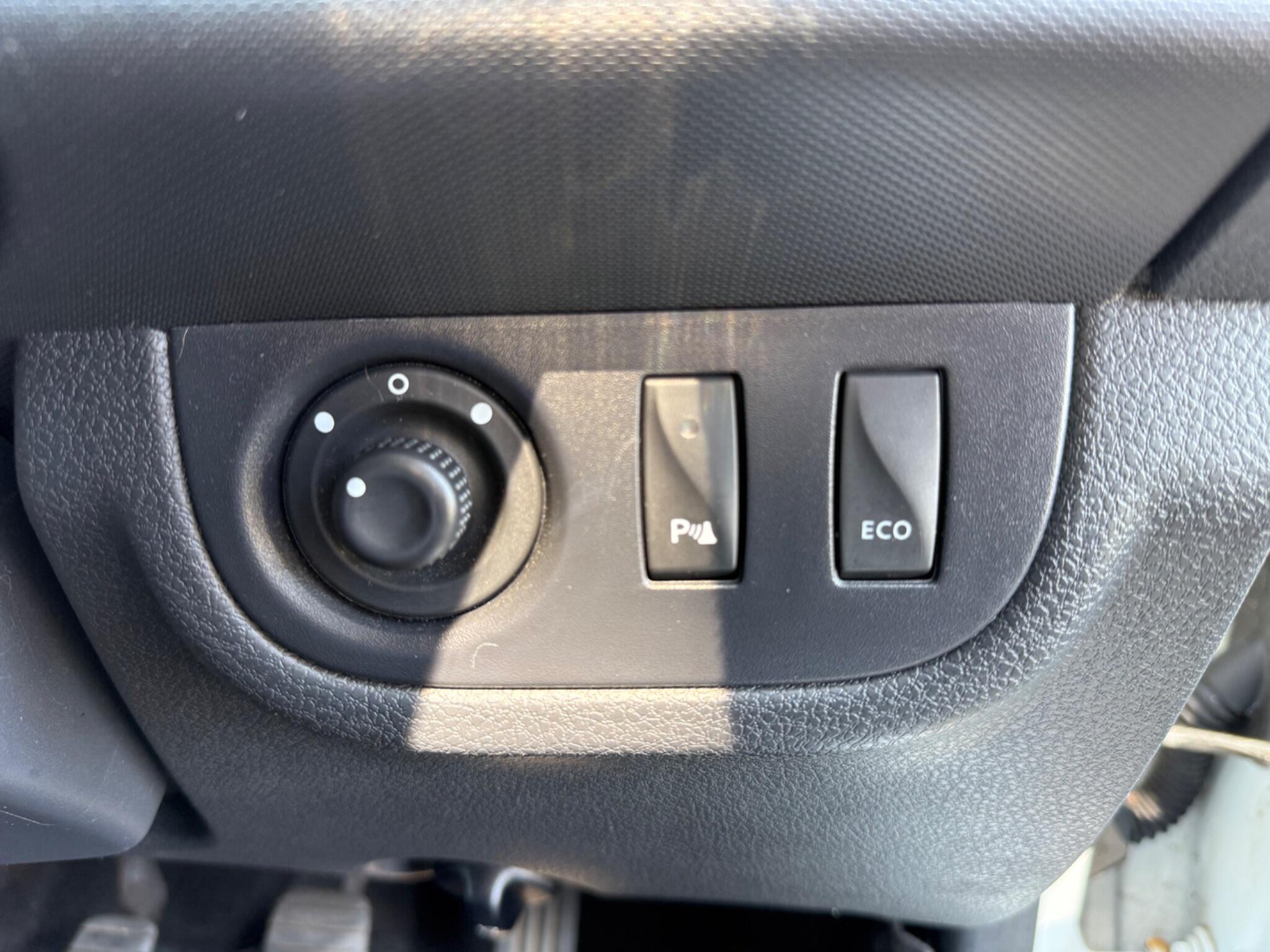 Dacia Sandero - Image 14