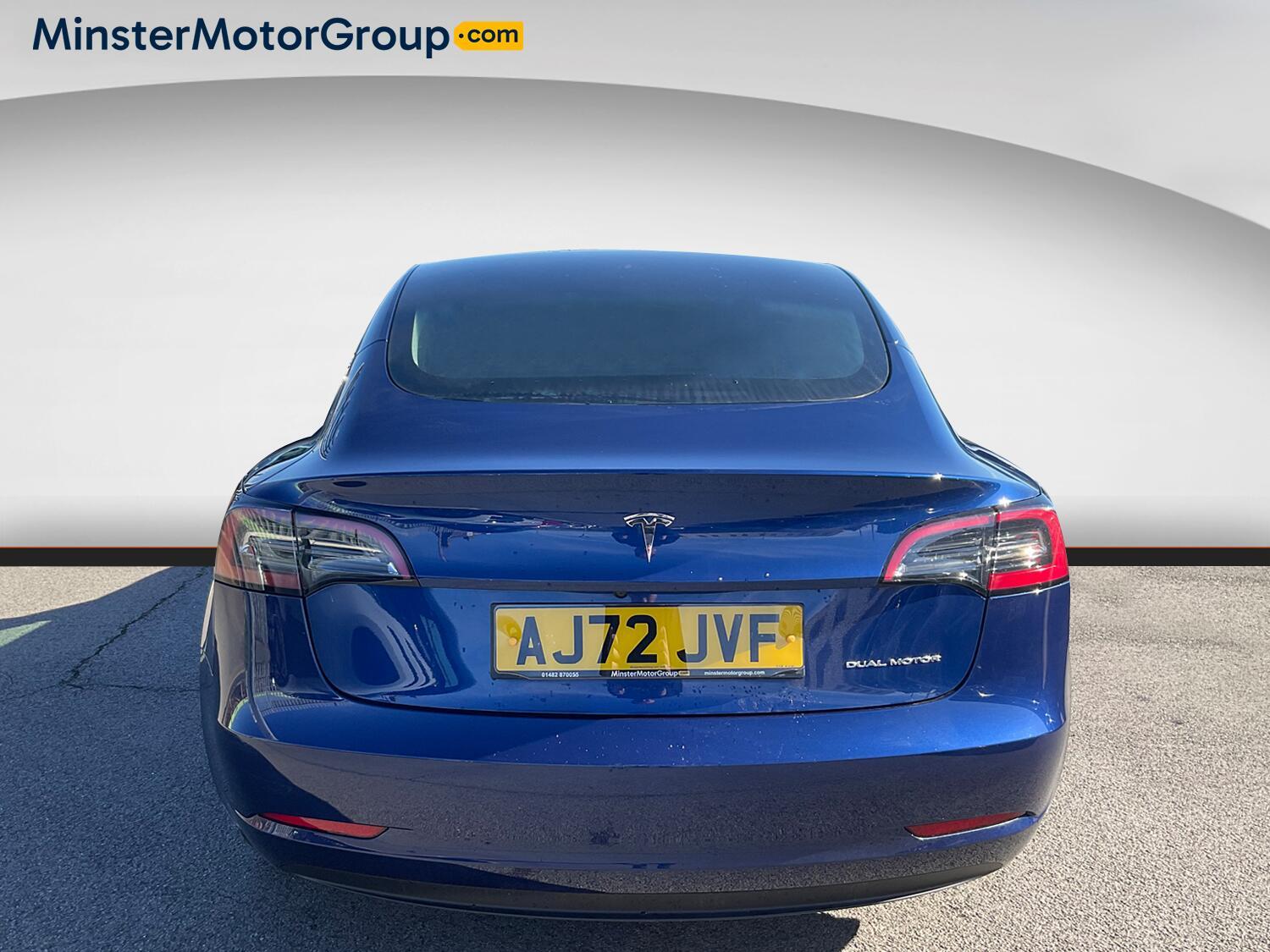 Tesla Model 3 - Image 3