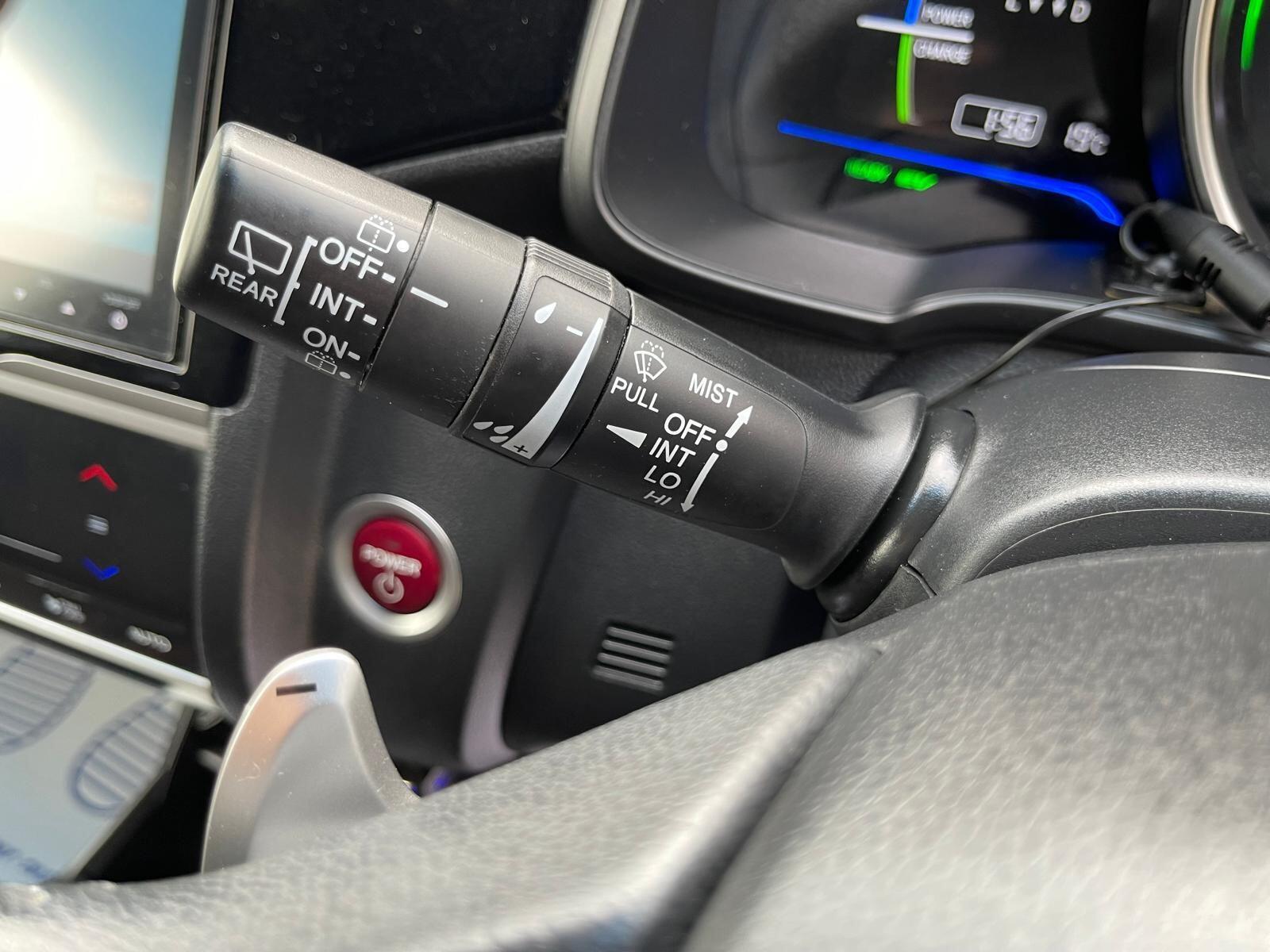 Honda FIT - Image 47