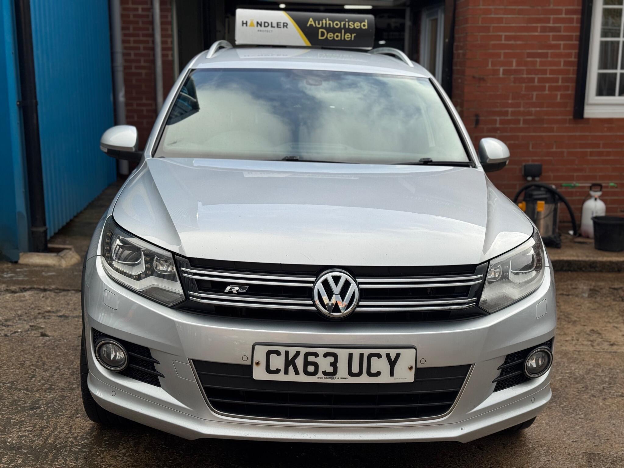 Volkswagen Tiguan - Image 8