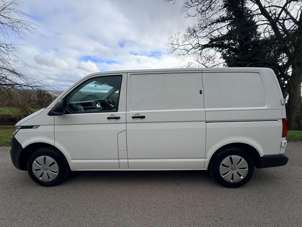 Volkswagen Transporter - Image 16