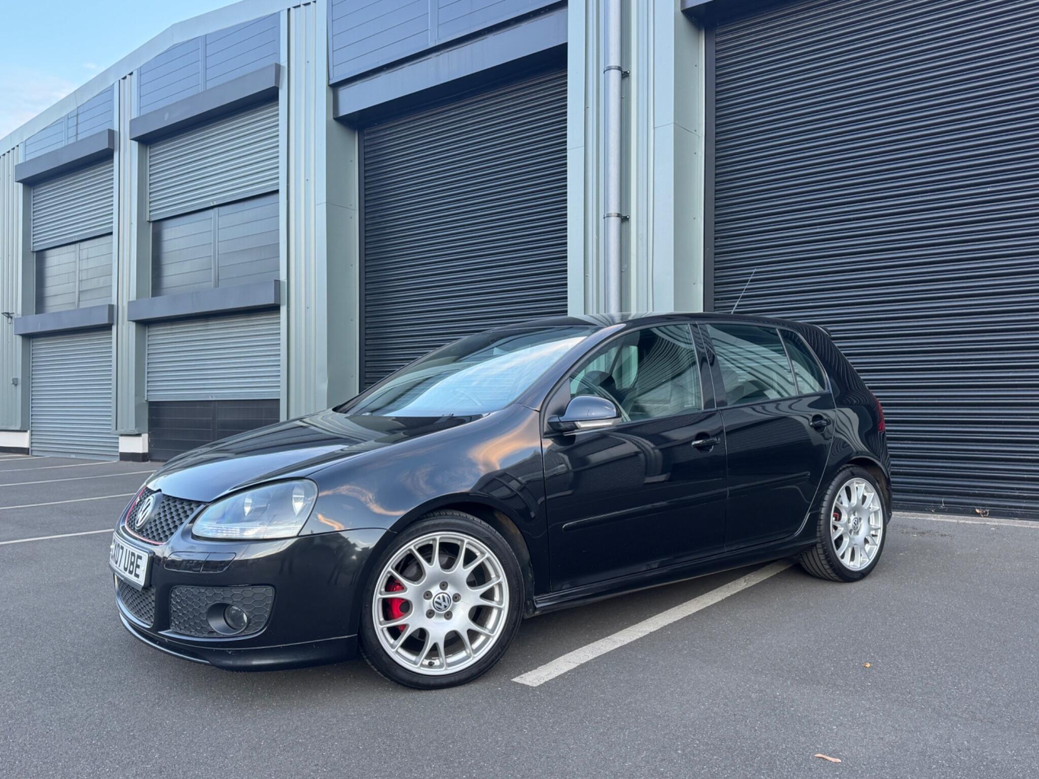 Volkswagen Golf - Image 12