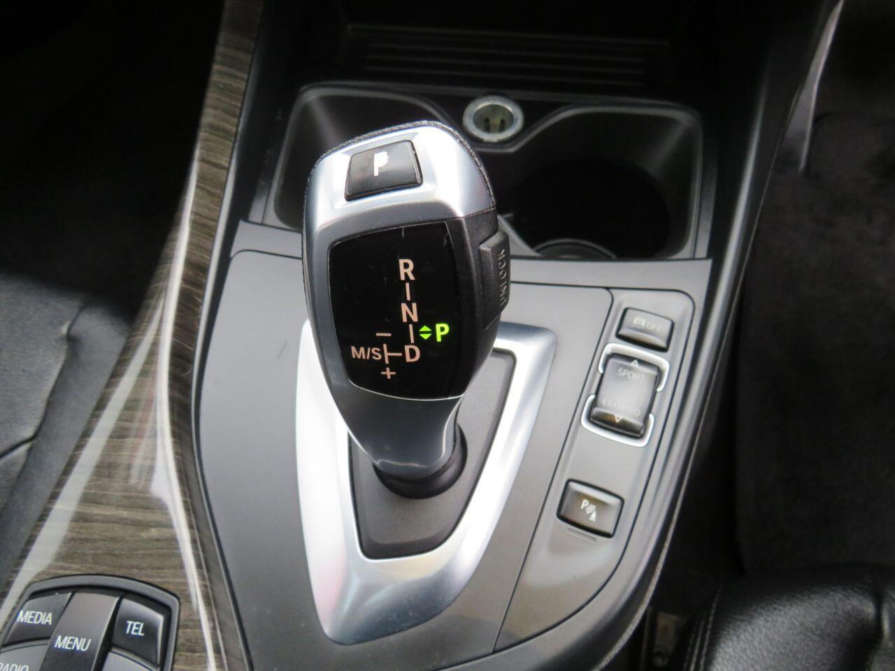 BMW 1 Series - Image 11