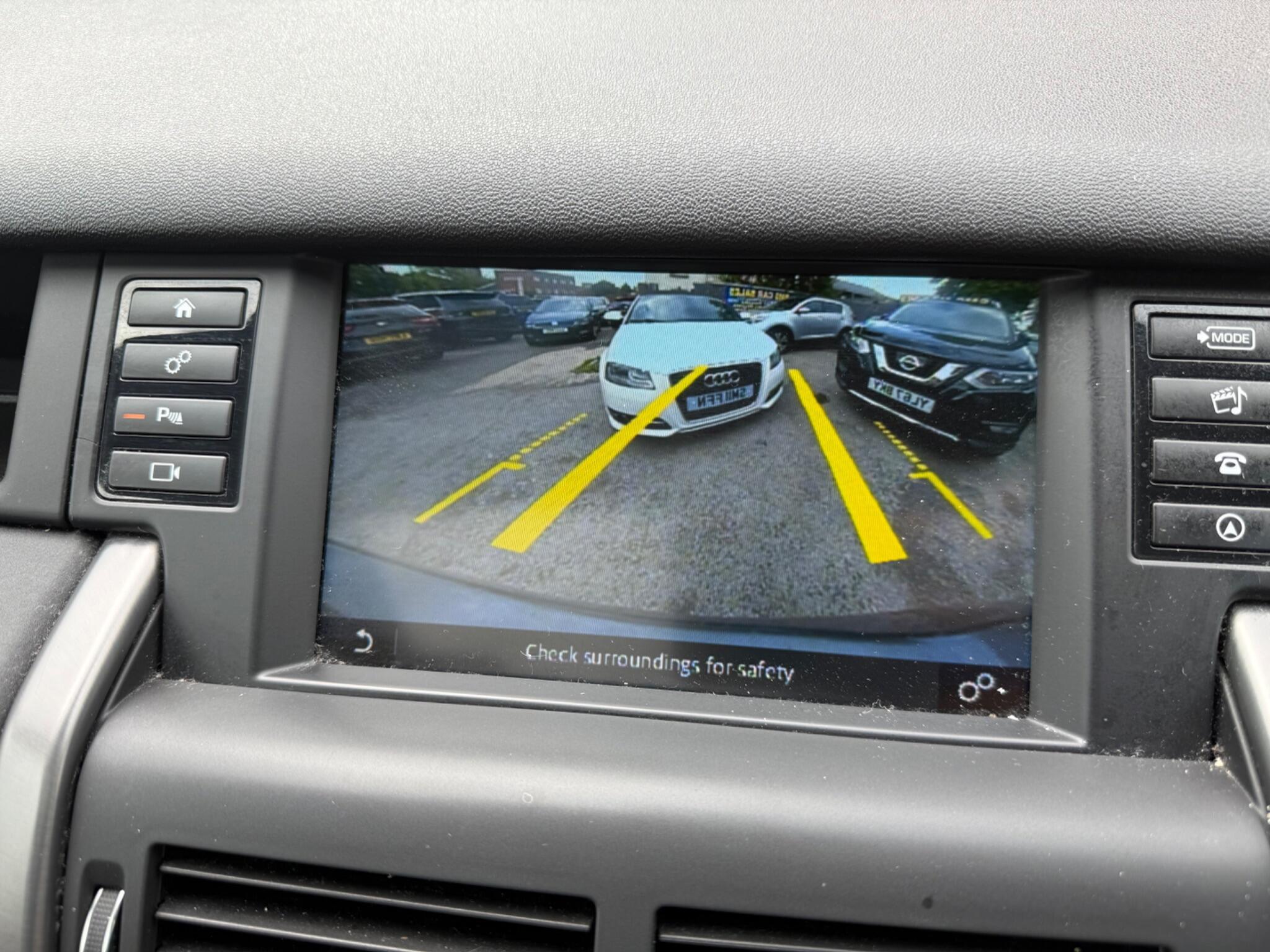 Land Rover DISCOVERY SPORT - Image 13