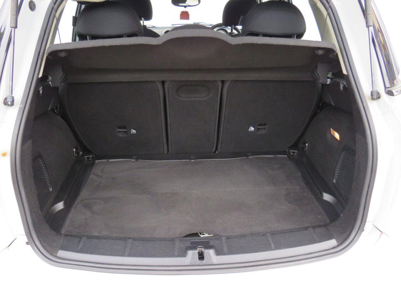 MINI Countryman - Image 11