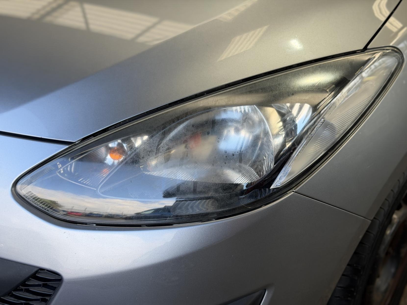 Mazda MAZDA2 - Image 7