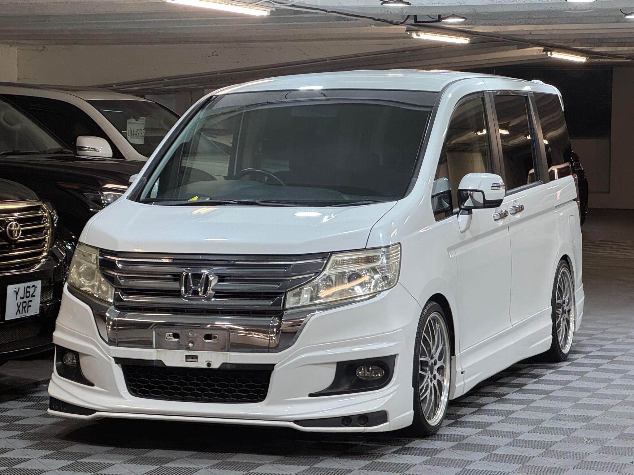 Honda Stepwagon - Image 6