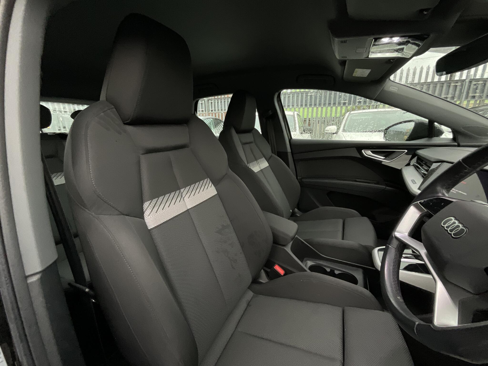 Audi Q4 E-Tron - Image 8