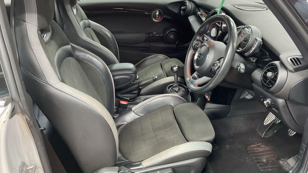 MINI Hatch - Image 3