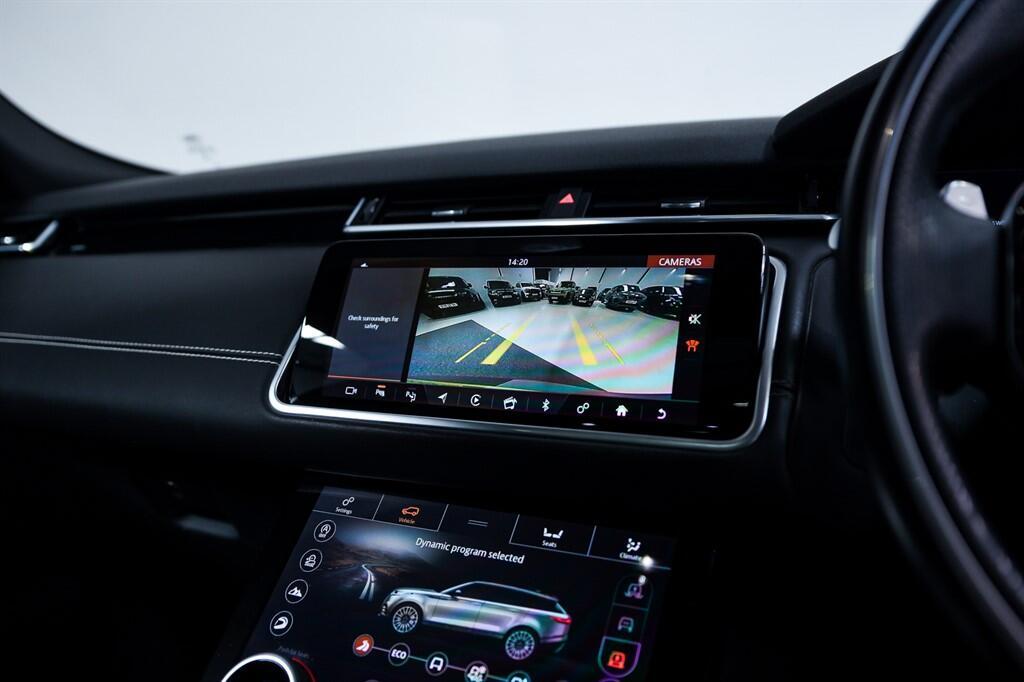 Land Rover Range Rover Velar - Image 39
