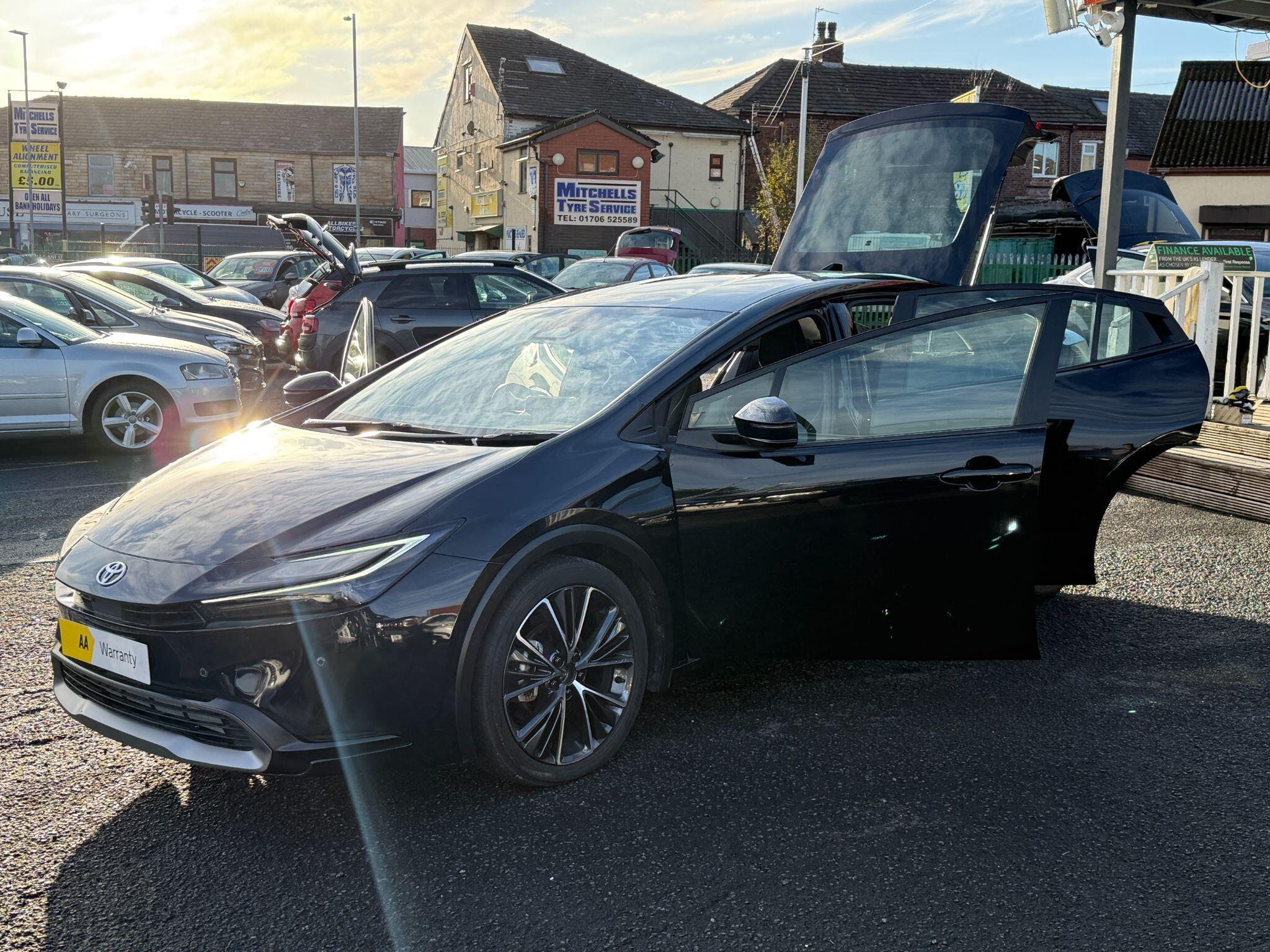 Toyota Prius - Image 19