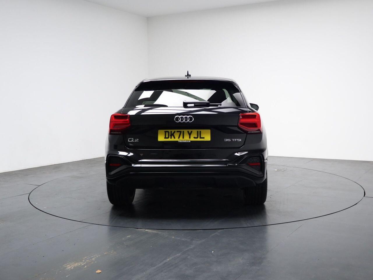 Audi Q2 - Image 11