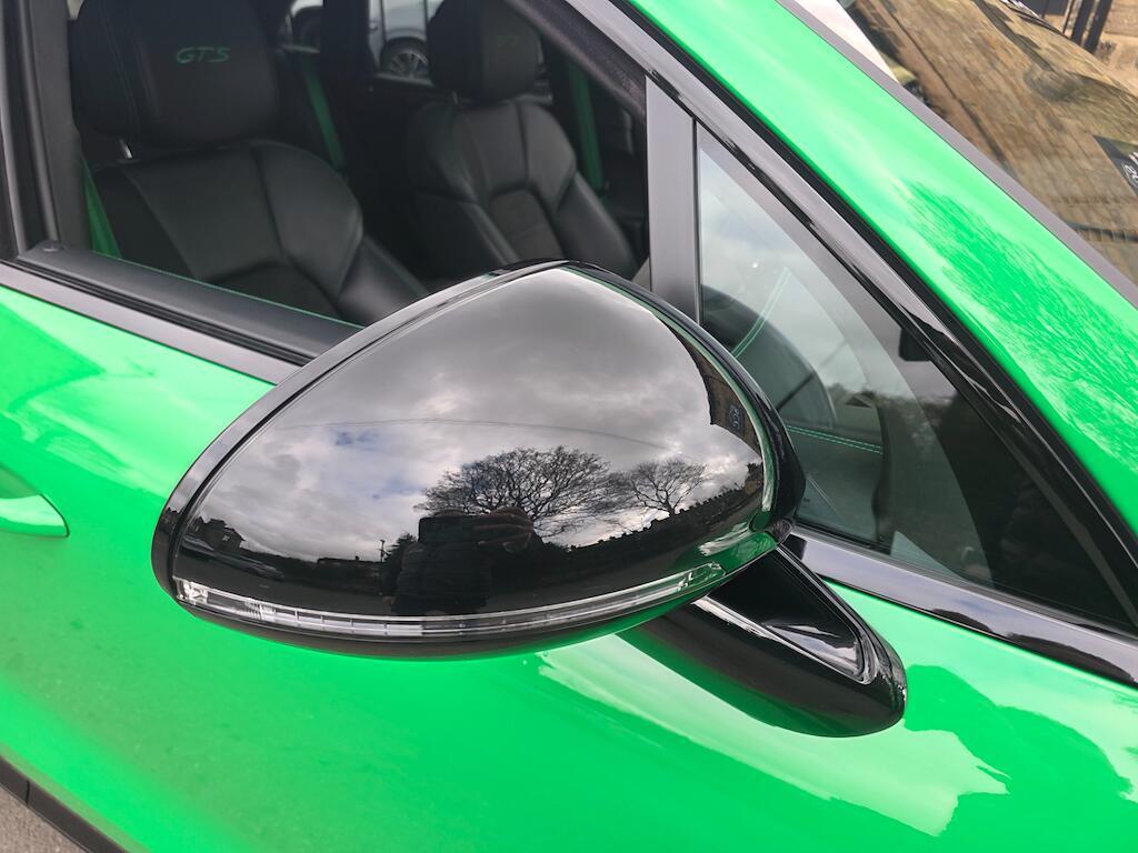 Porsche Macan - Image 28