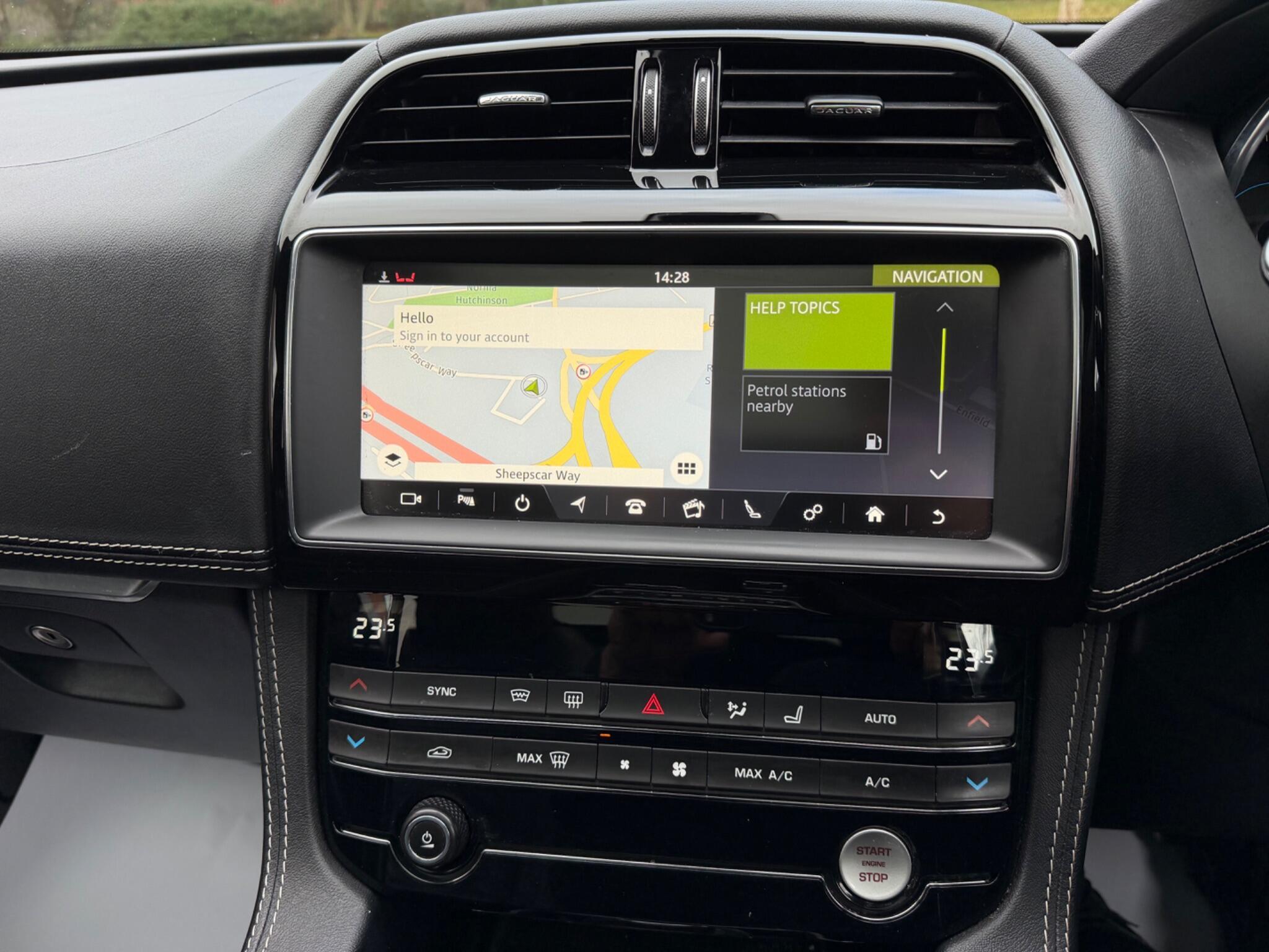 Jaguar F-Pace - Image 61