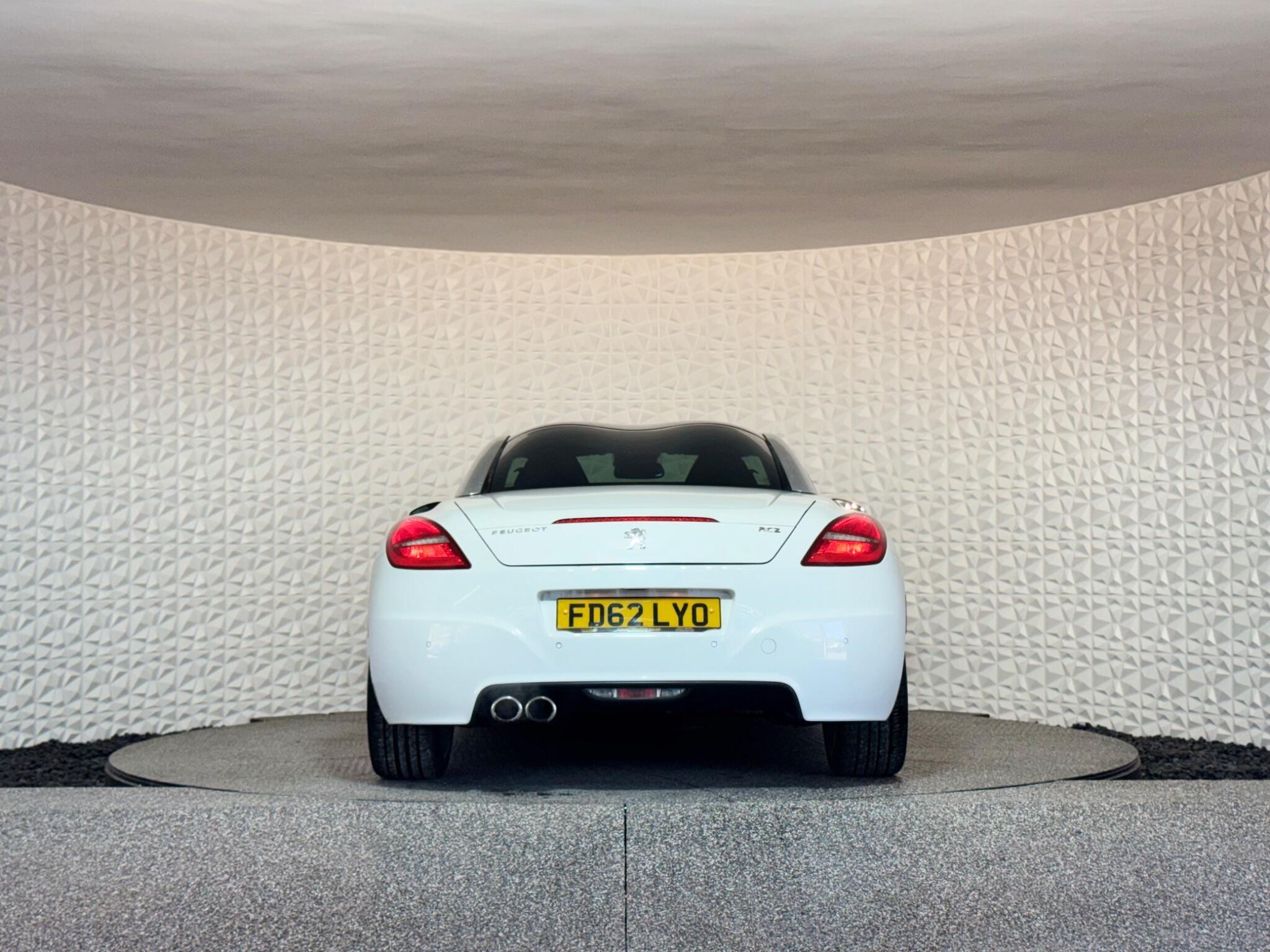 Peugeot RCZ - Image 10