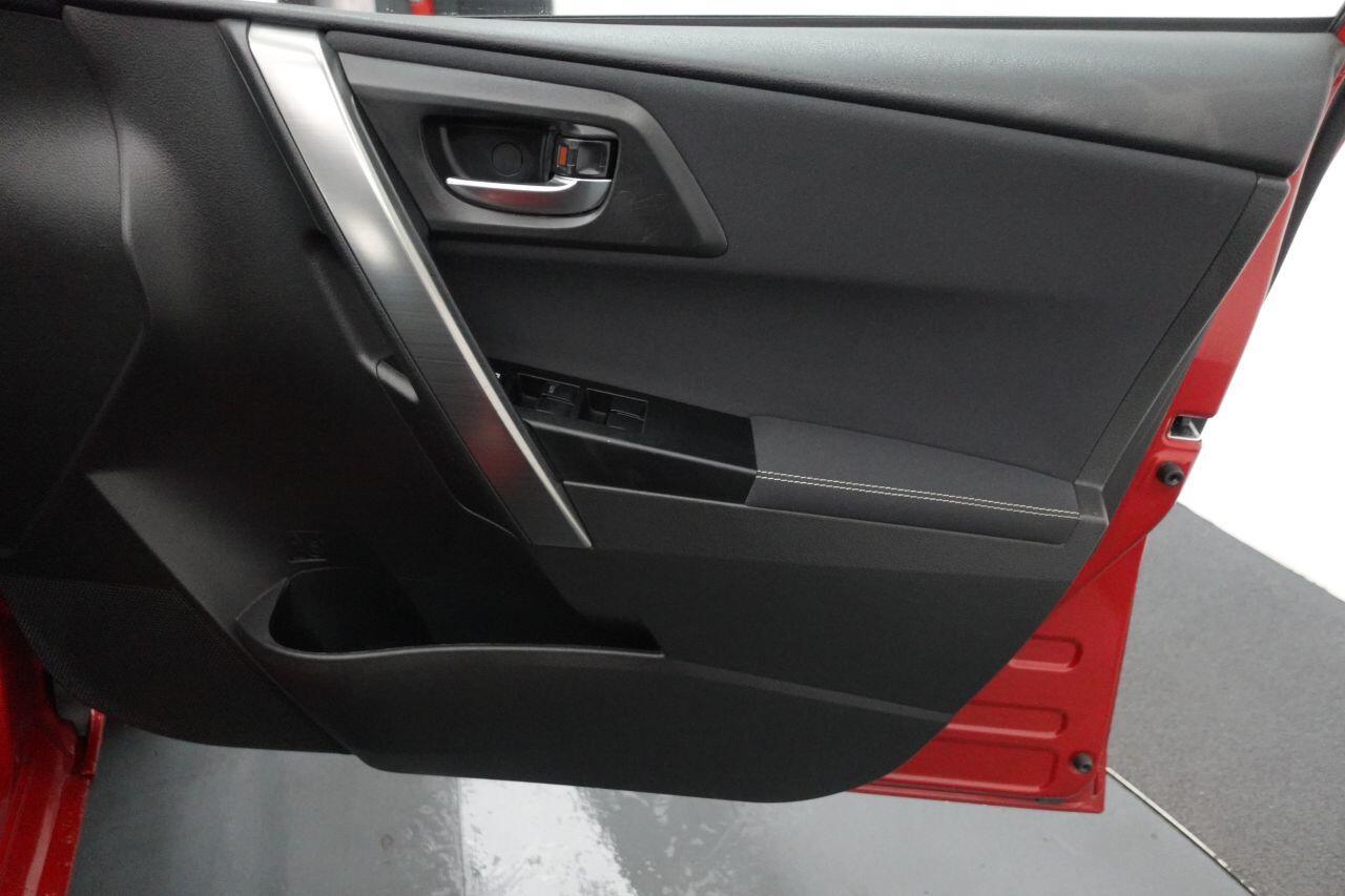 Toyota Auris - Image 9