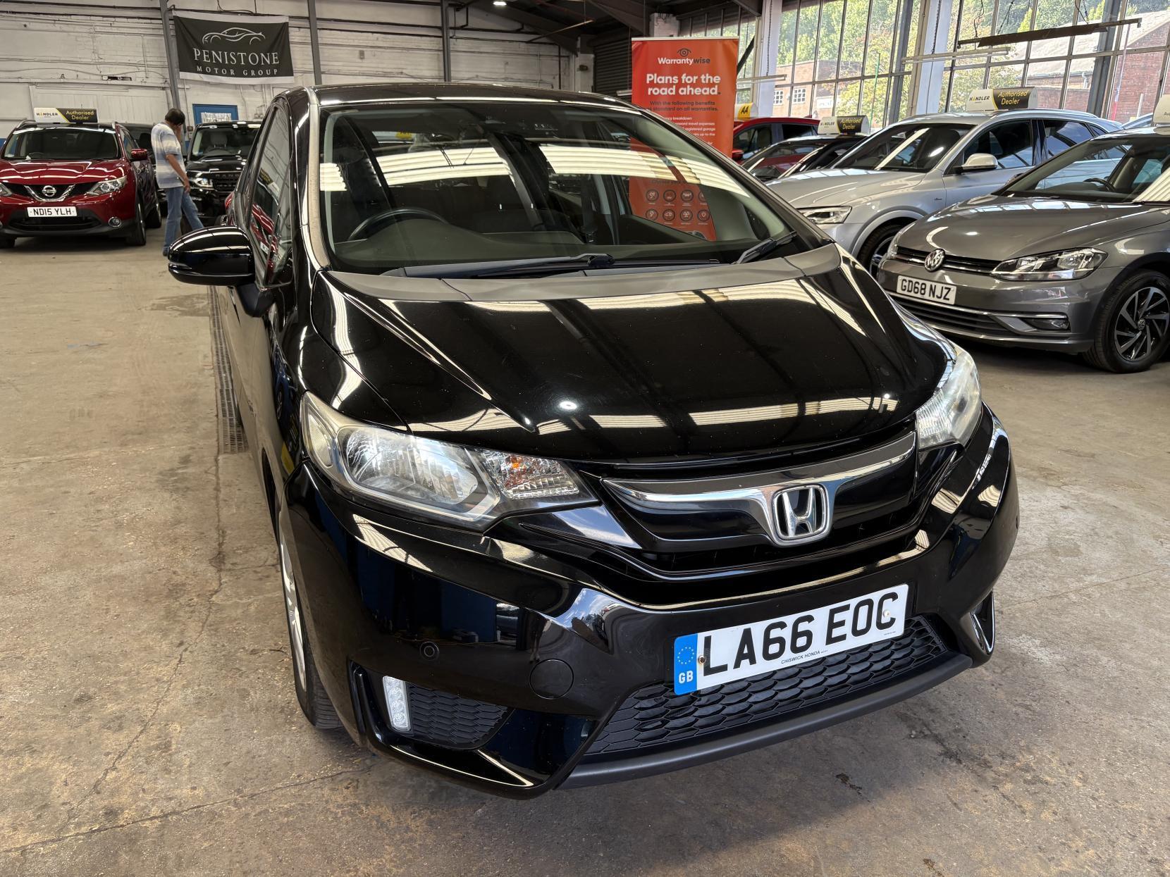 Honda Jazz - Image 2