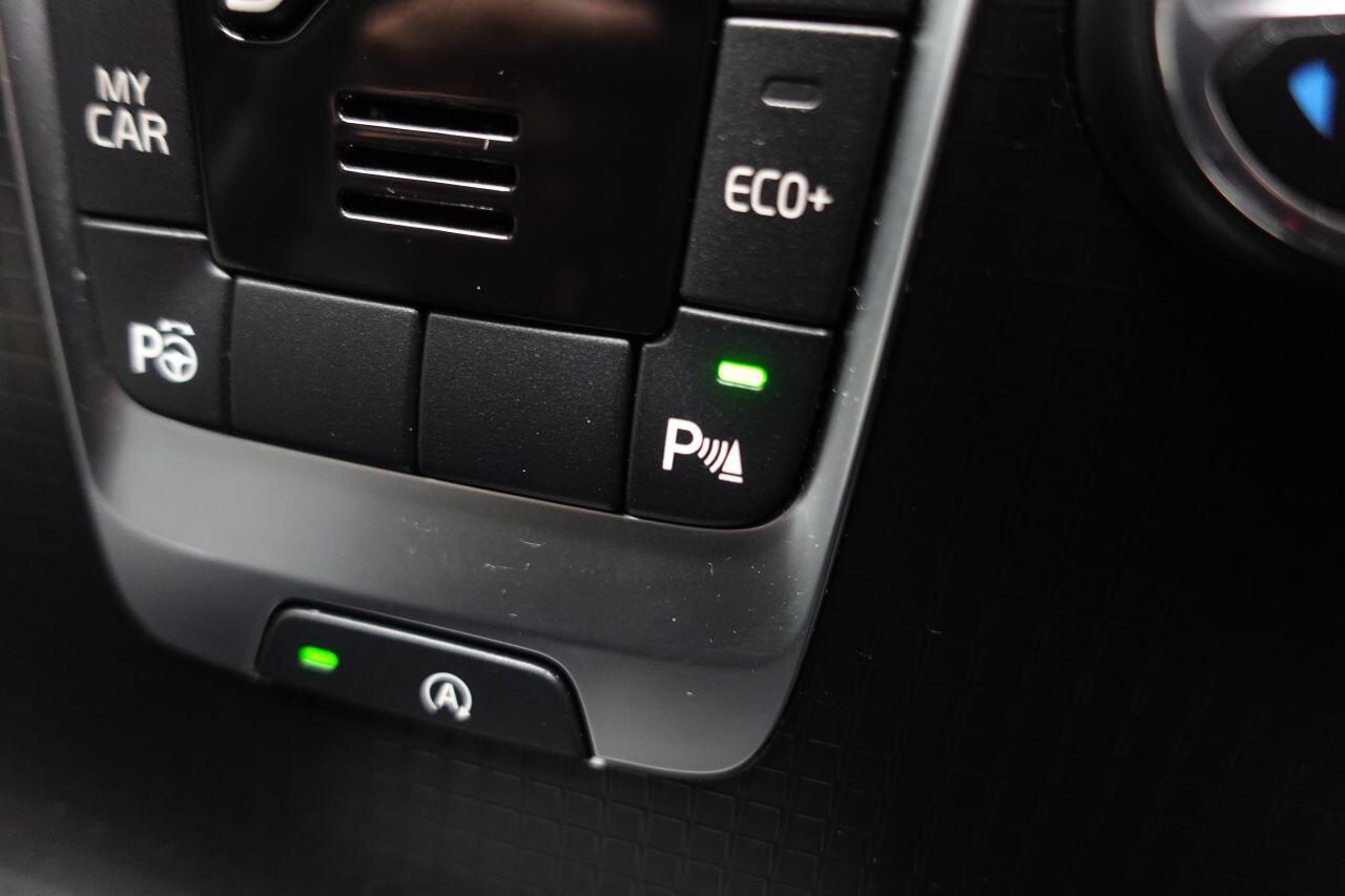 Volvo V40 - Image 42